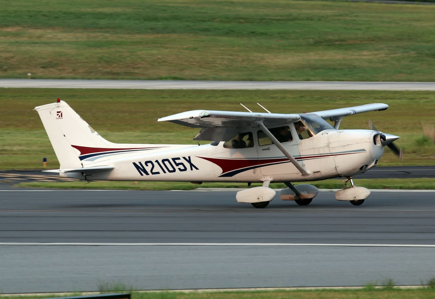 N2105X — Cessna