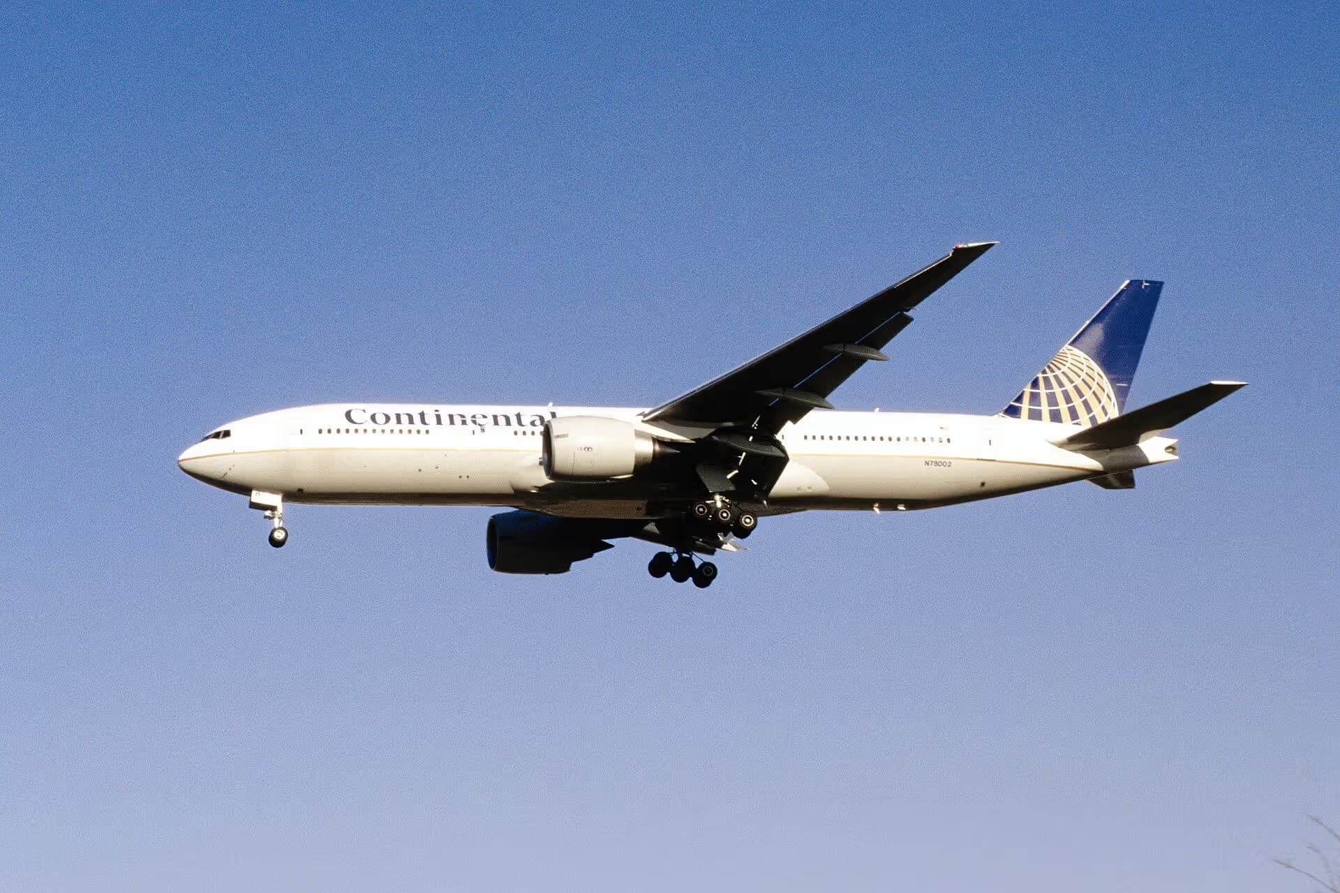 N78002 — Boeing