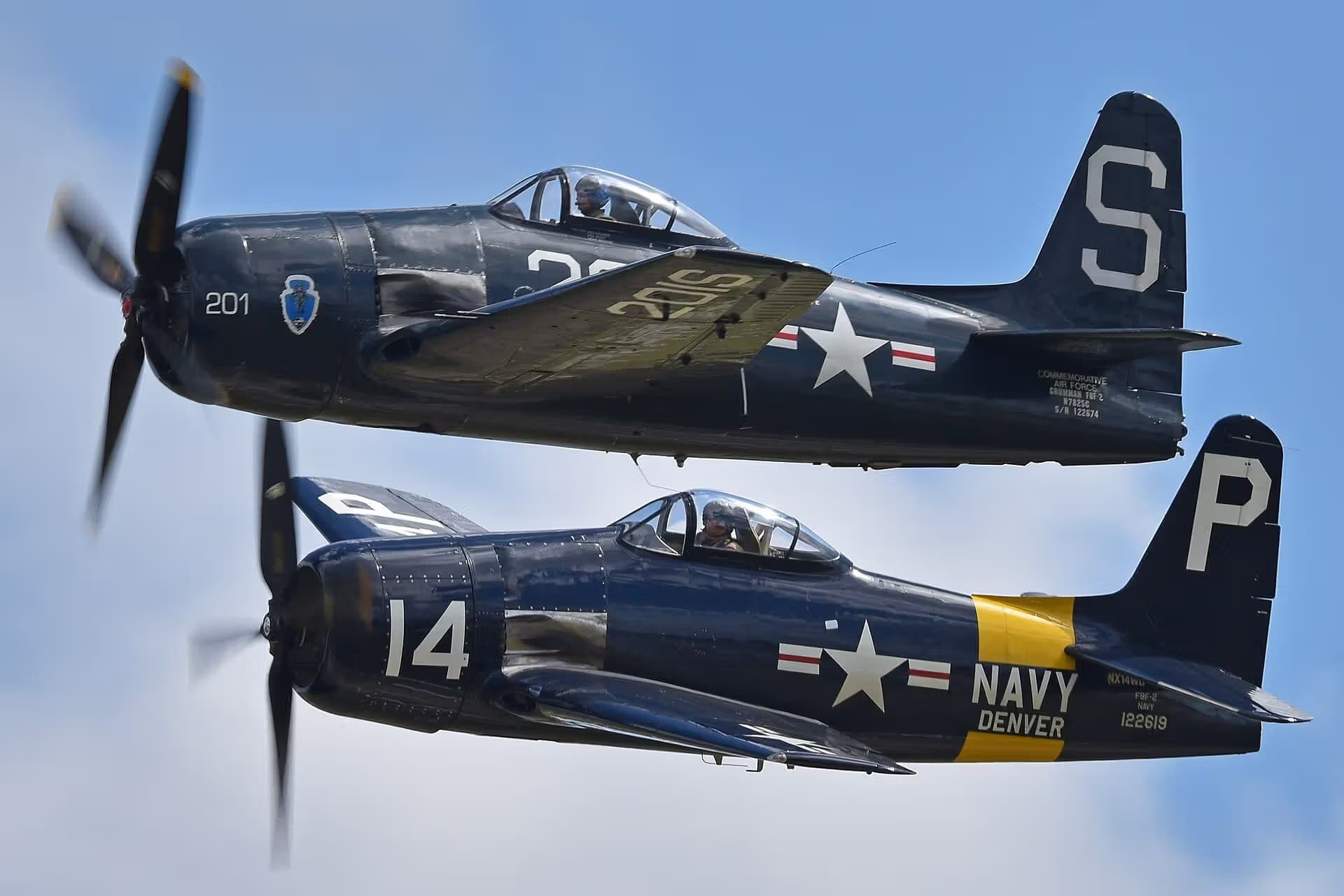 N7825C — Warbird
