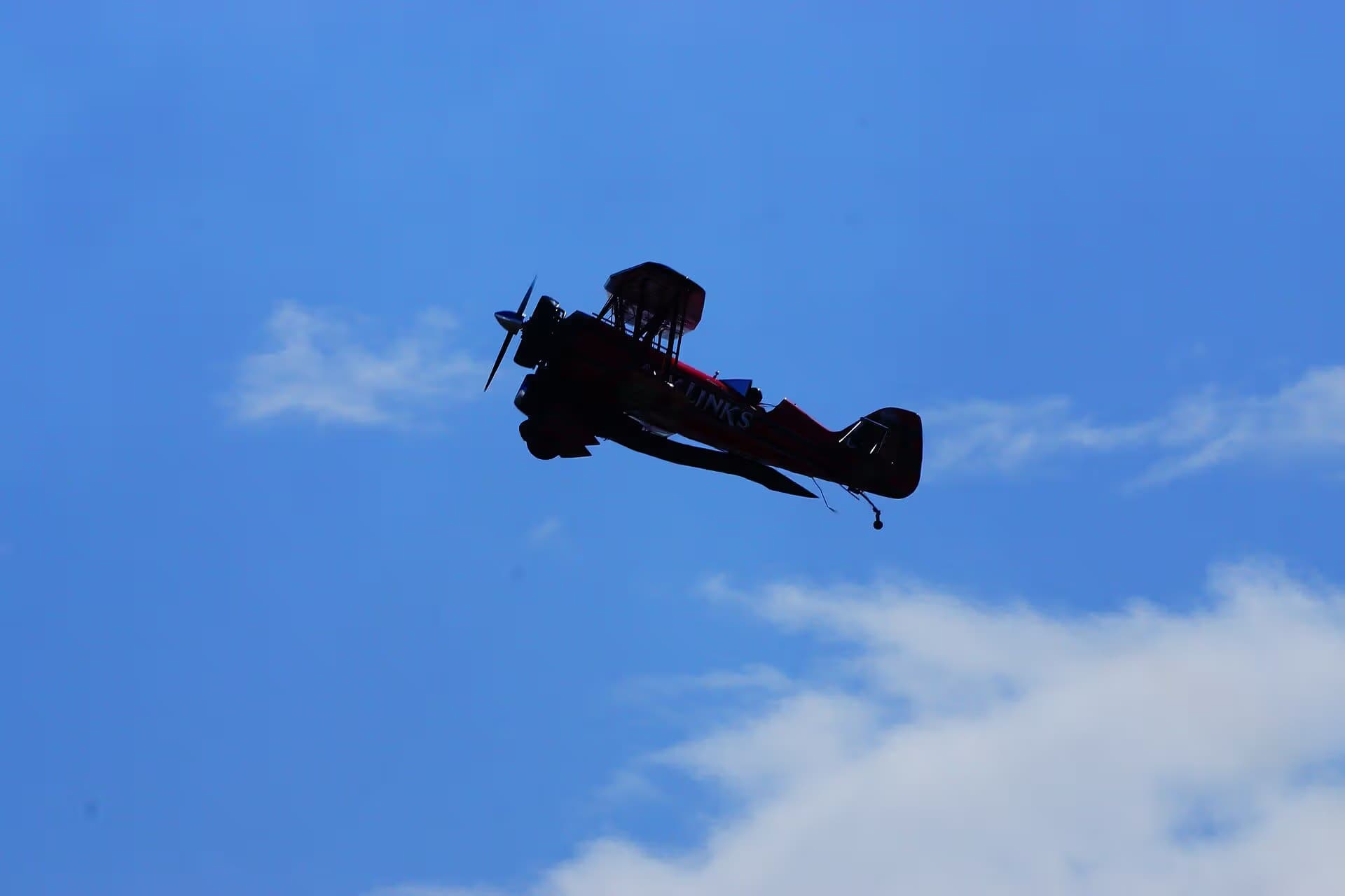 Unidentified — Aircraft