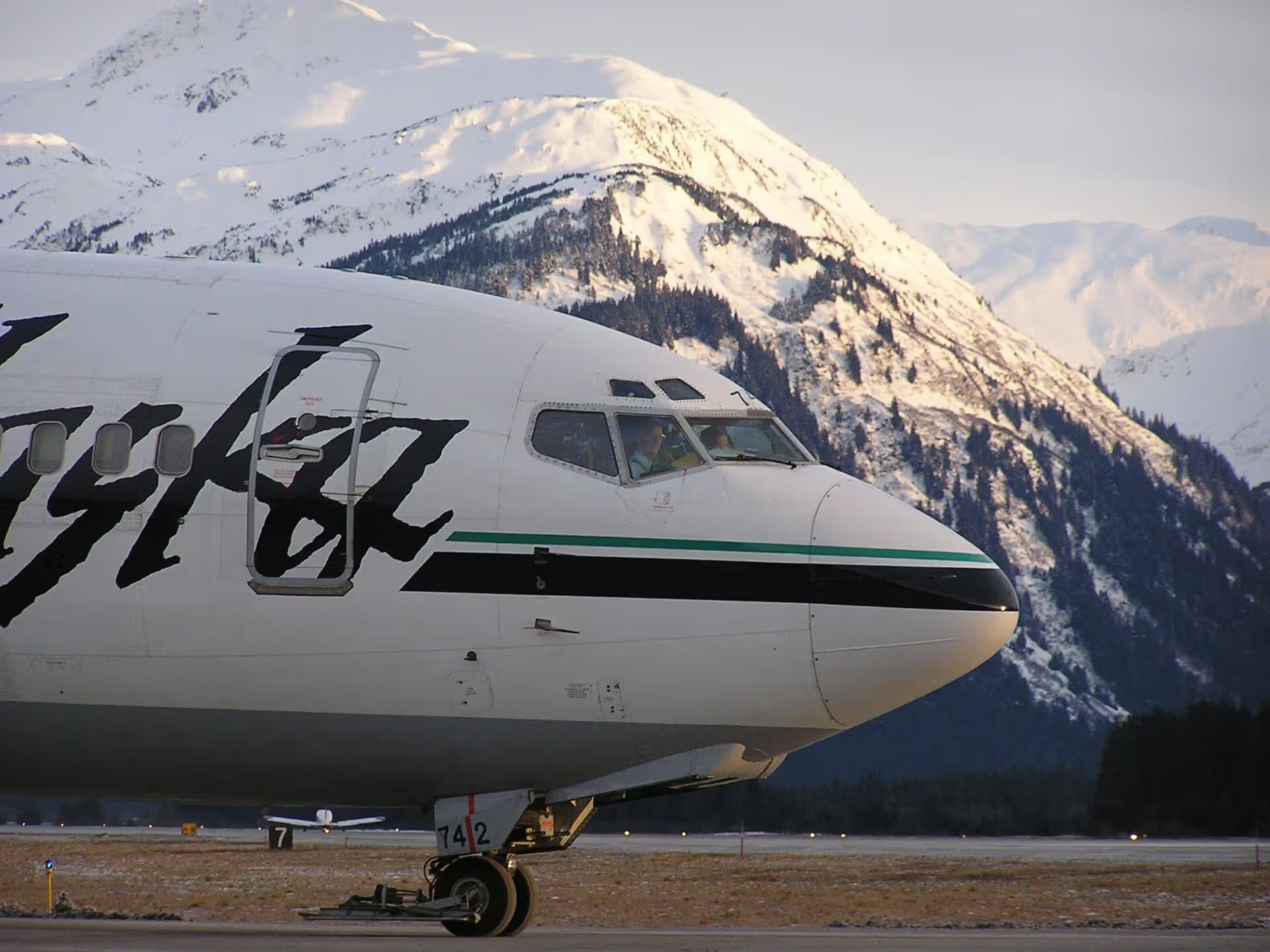 N742AS — Boeing