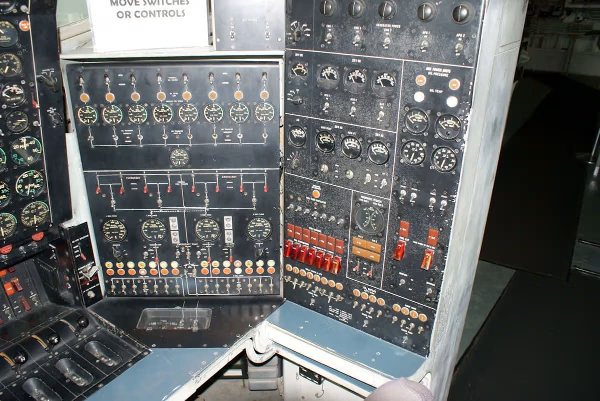 Unidentified — Aircraft