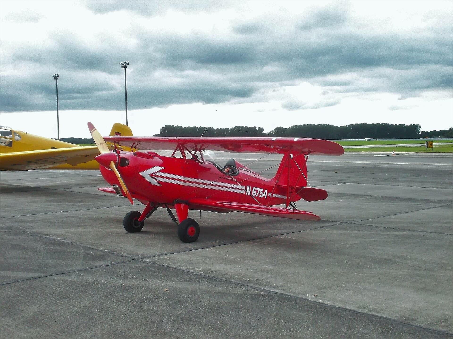 N6754 — Aircraft