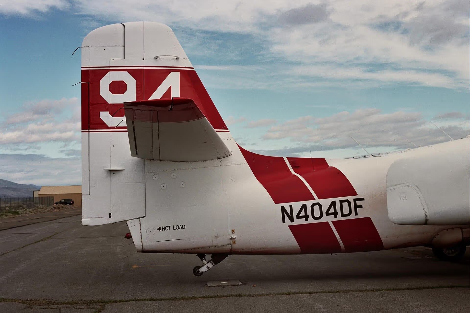 N404DF — Aircraft at Weed Airport
