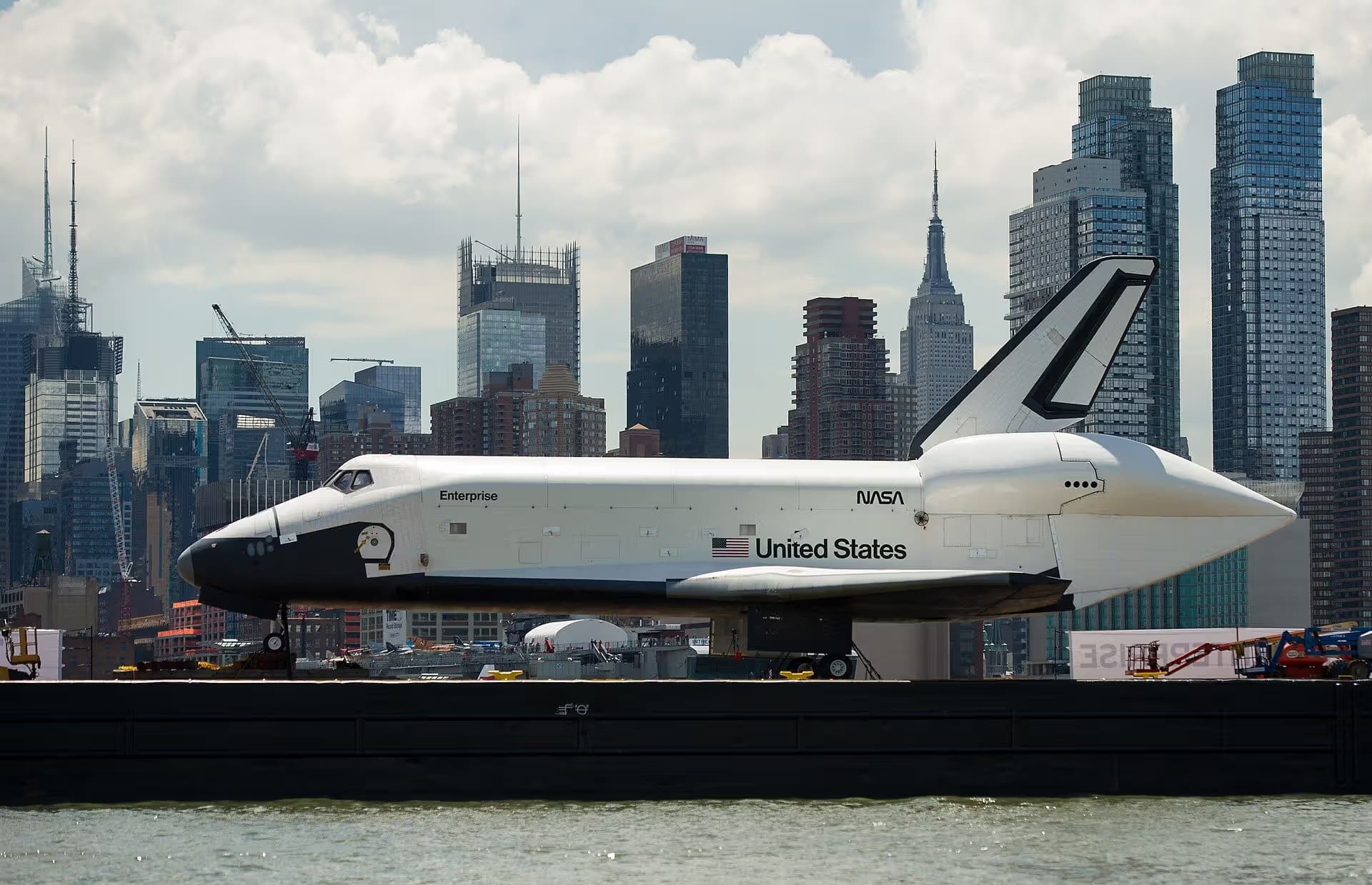 Unidentified — Aircraft