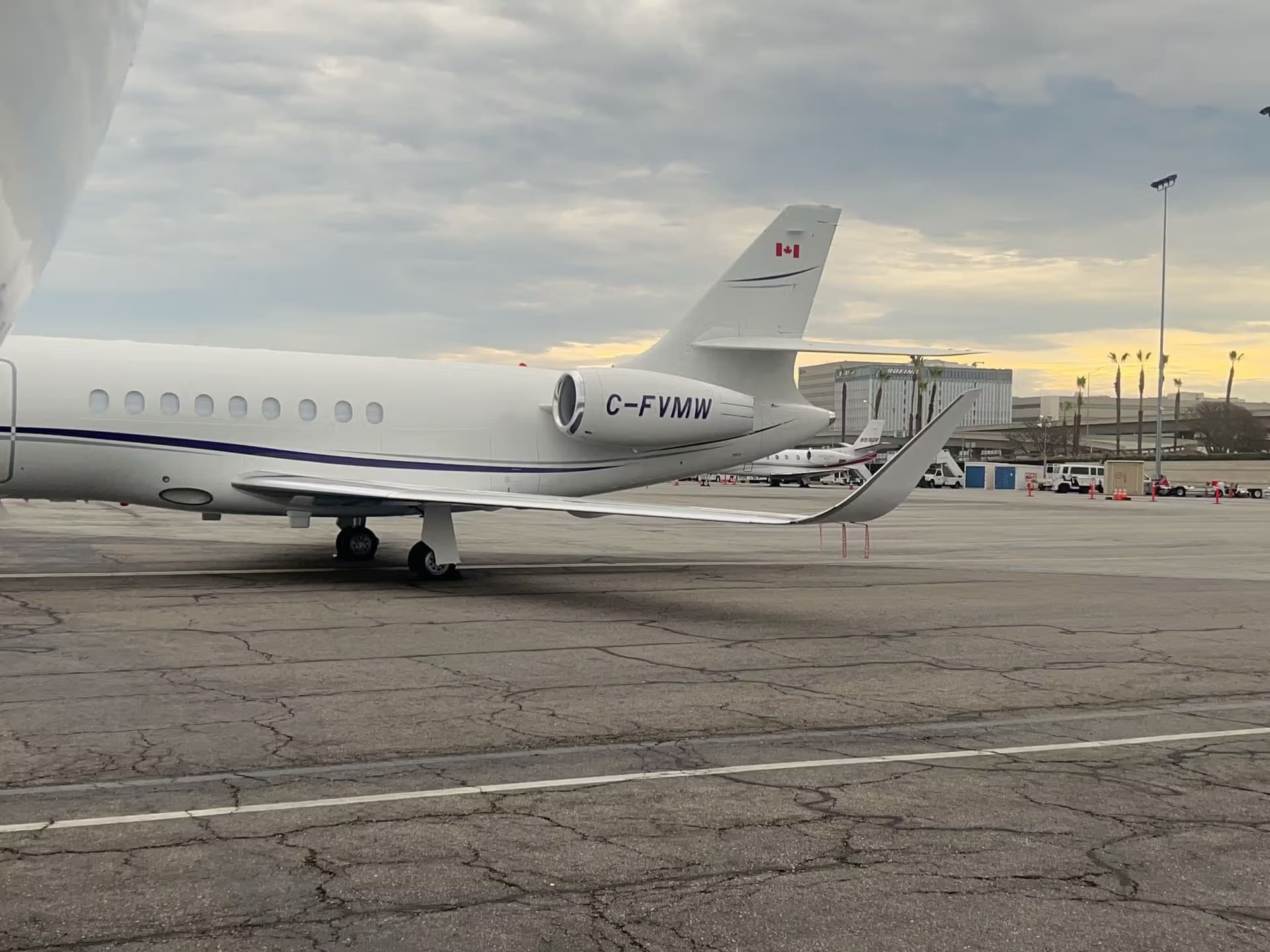 C-FVMW — Dassault FALCON 2000EX at Pacific Bell-2300 Imperial Hwy Heliport