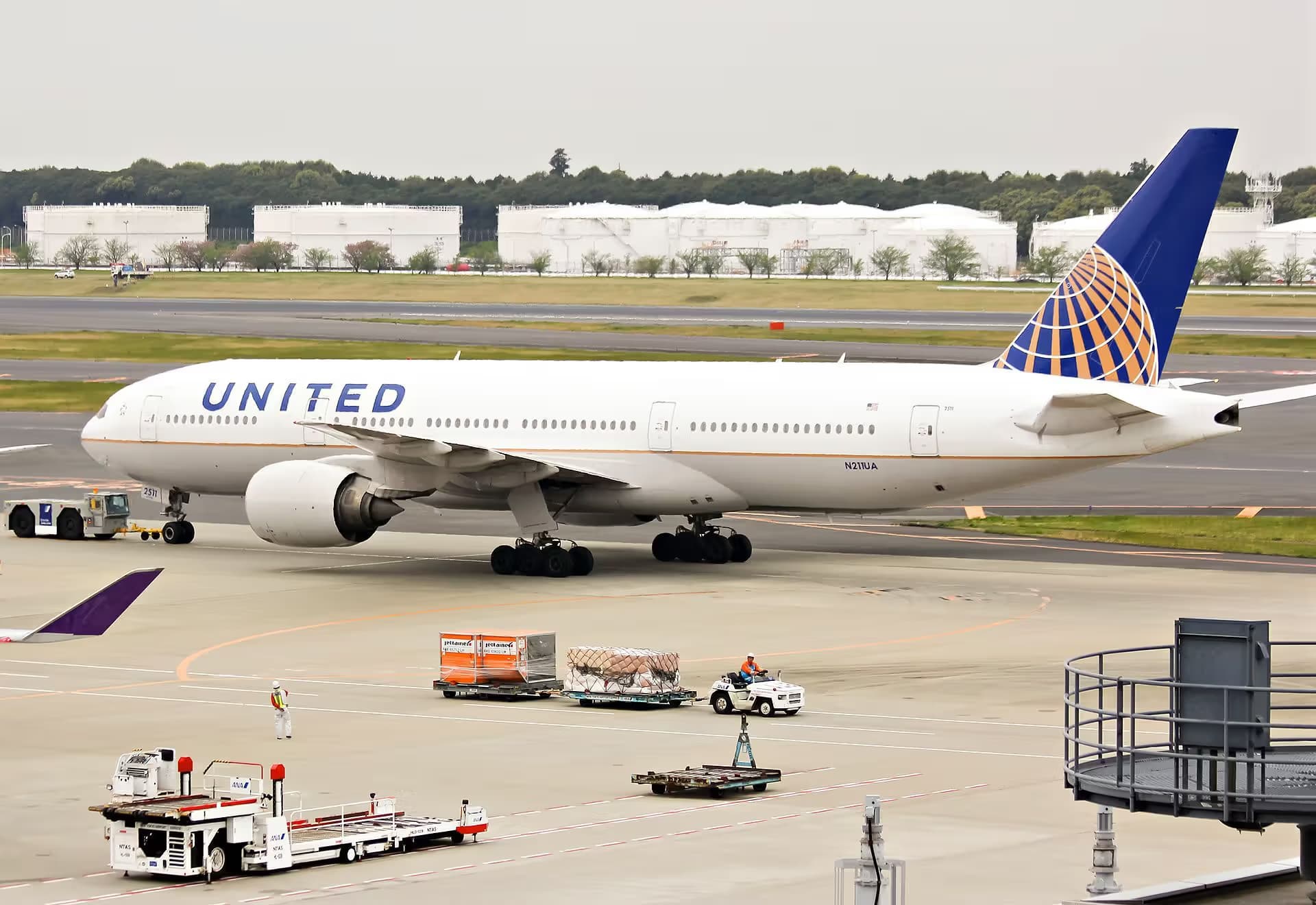 N212UA — Boeing