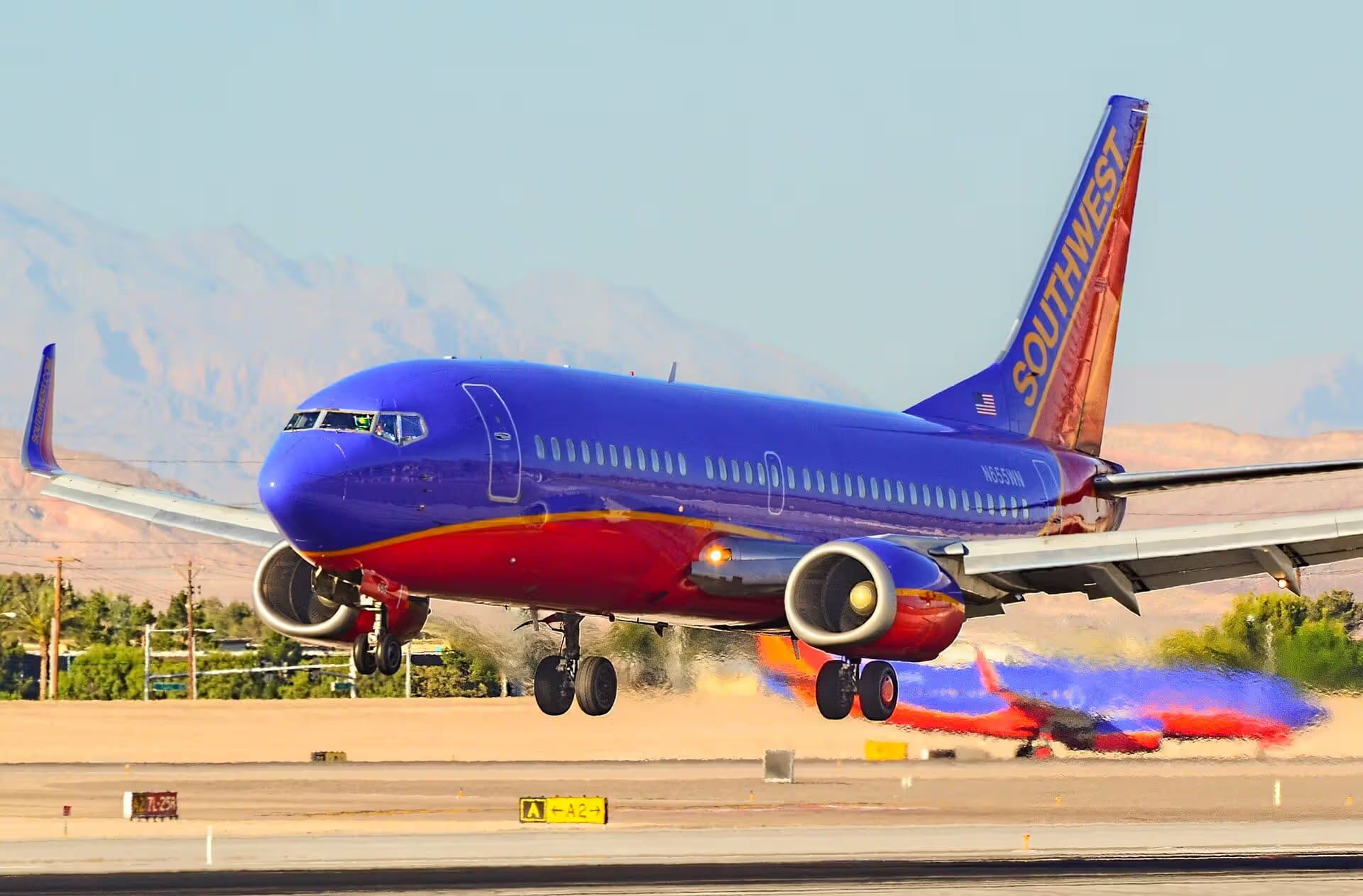 N655WN — Boeing