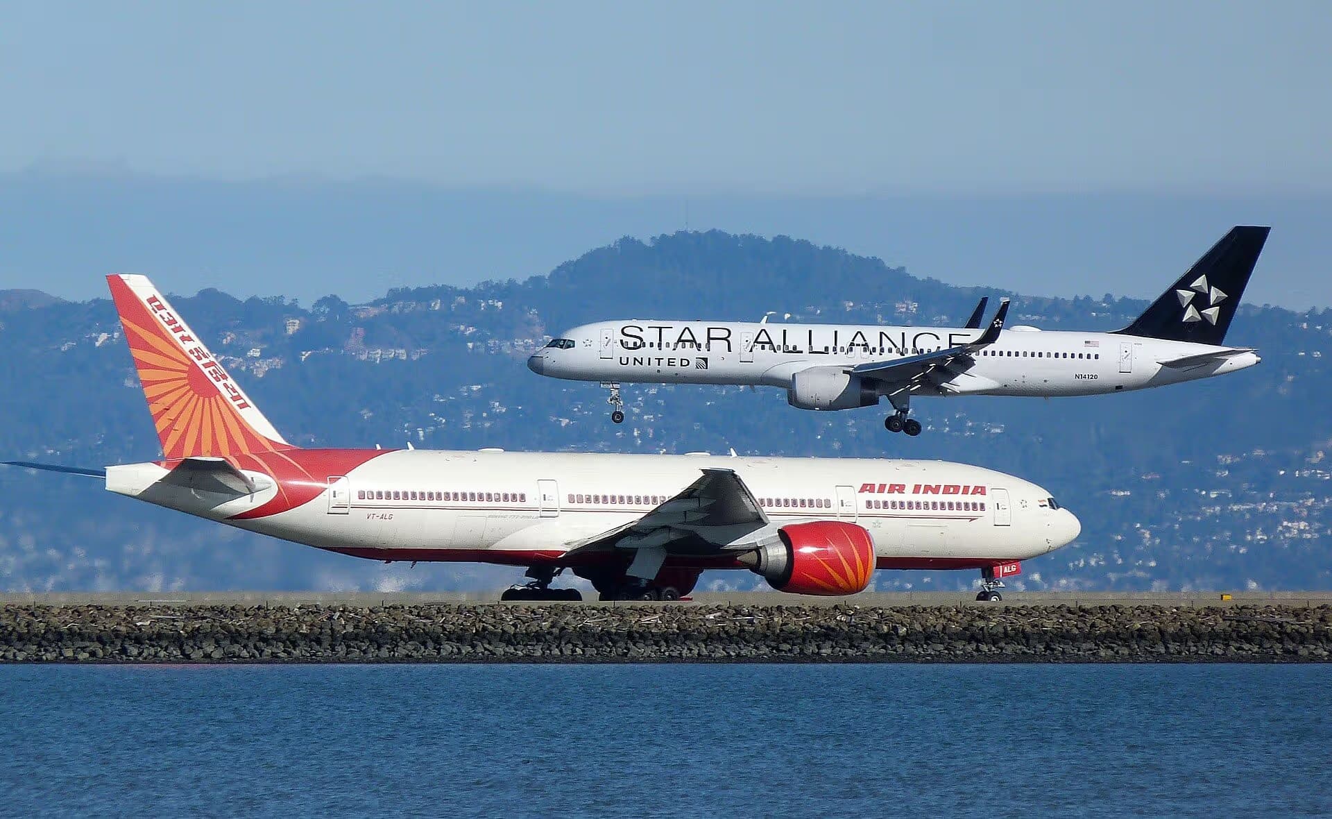 N14120 — Aircraft