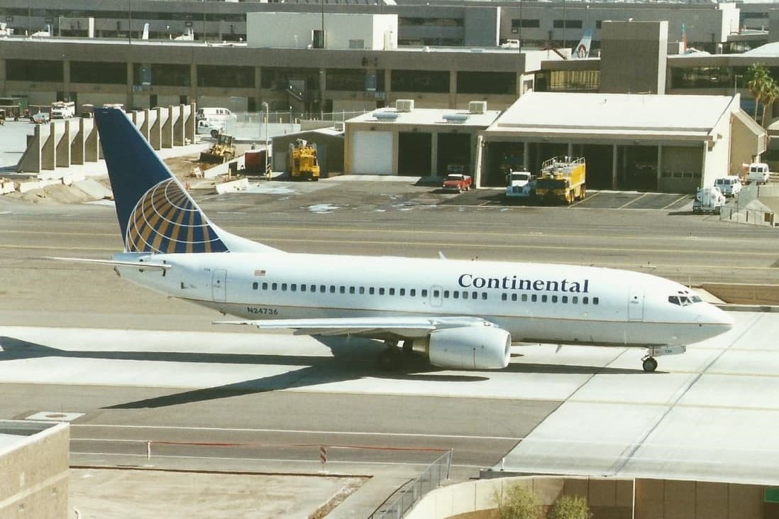N24736 — Boeing