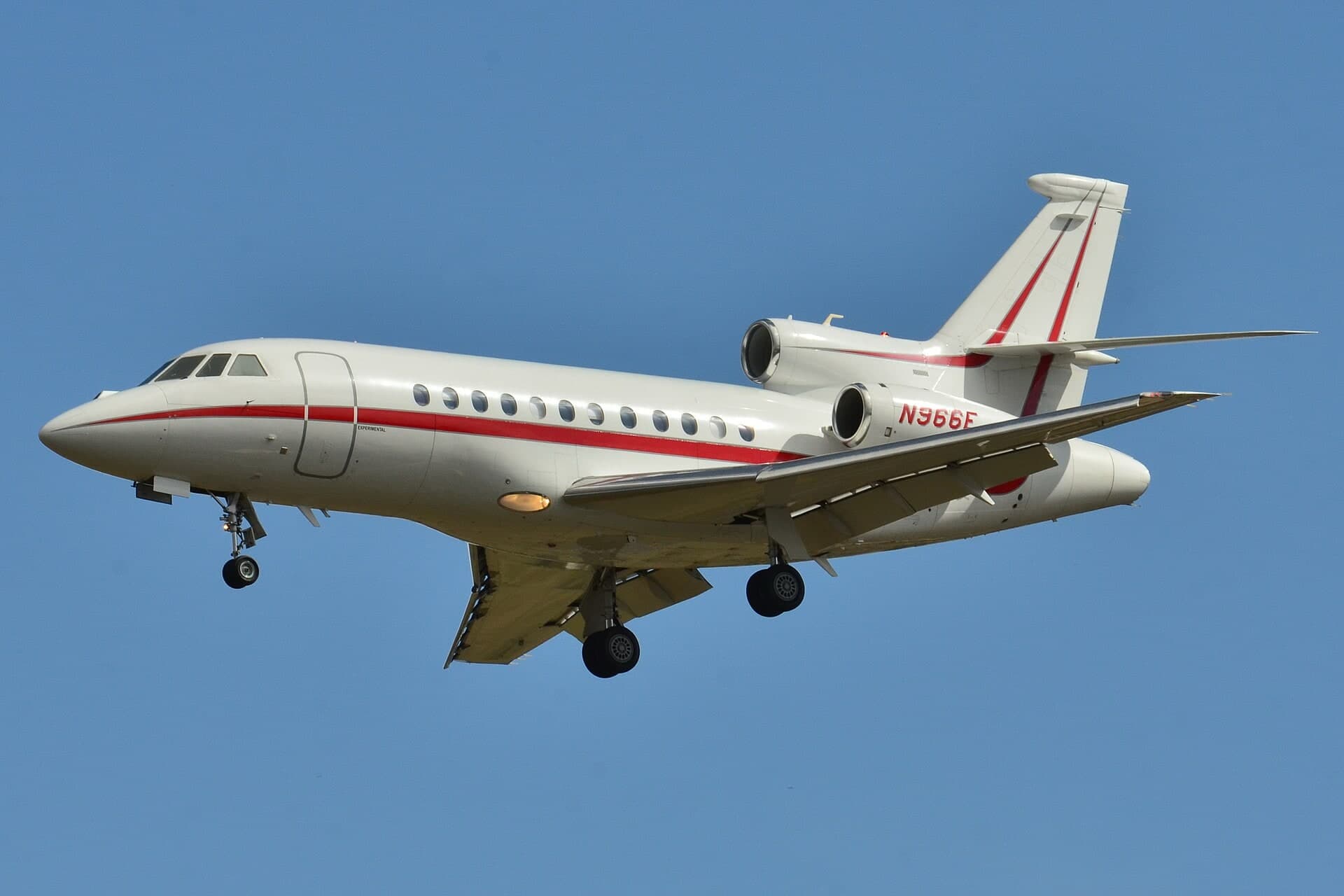 N966E — Business jet