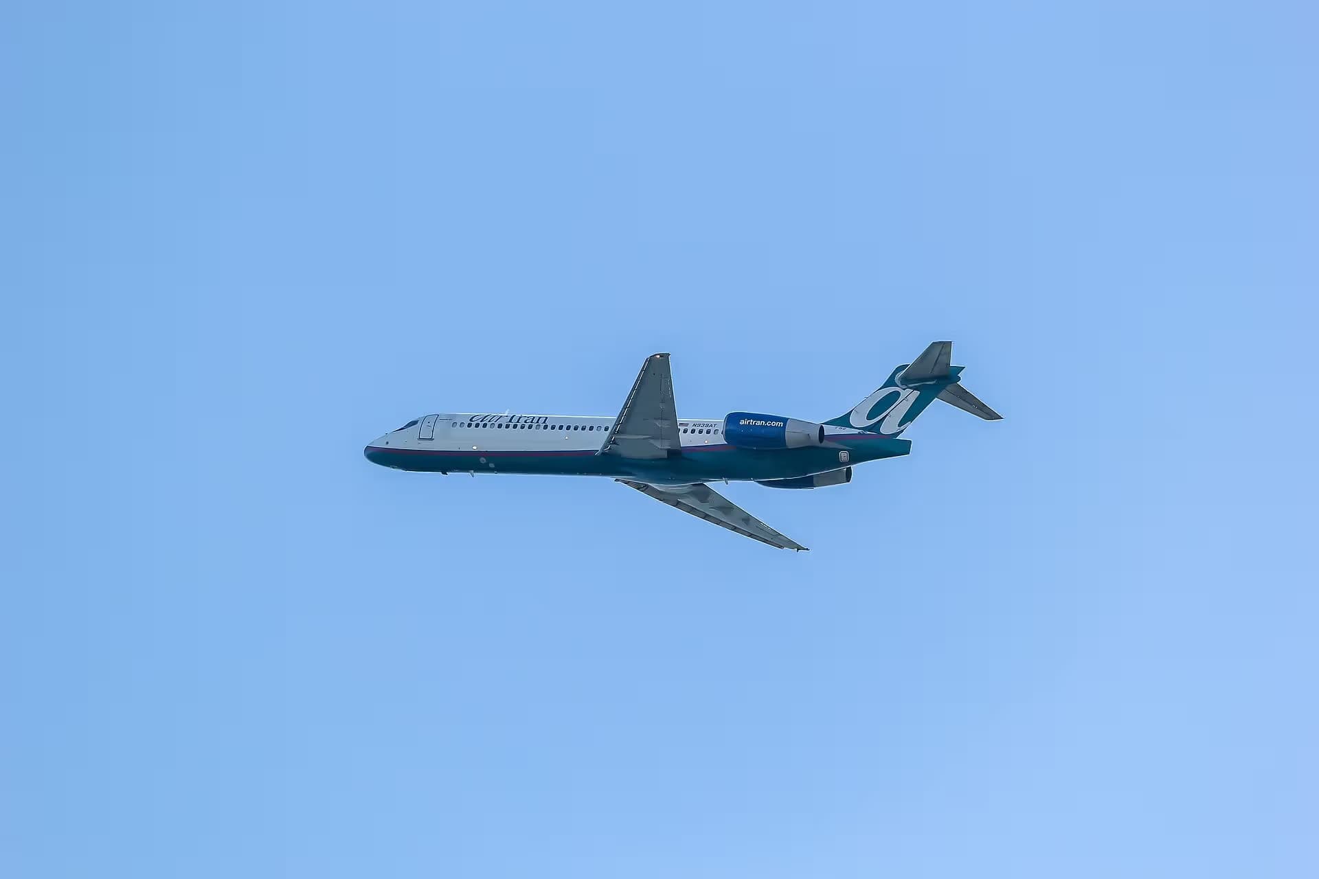 N939AT — Aircraft