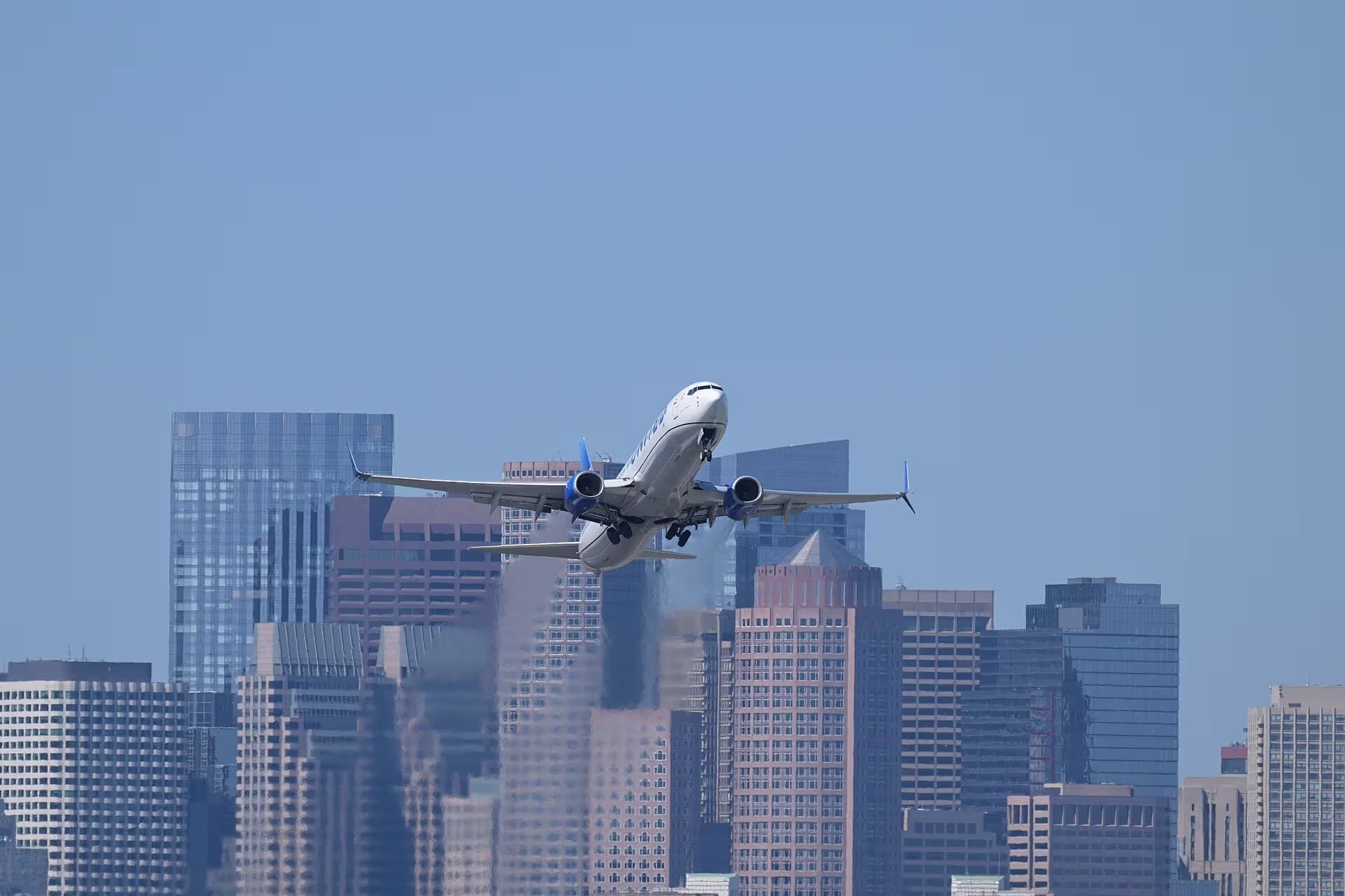 N37474 — Twin-engine aircraft