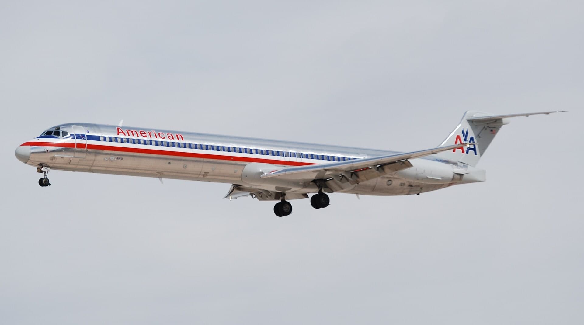 N110HM — Douglas