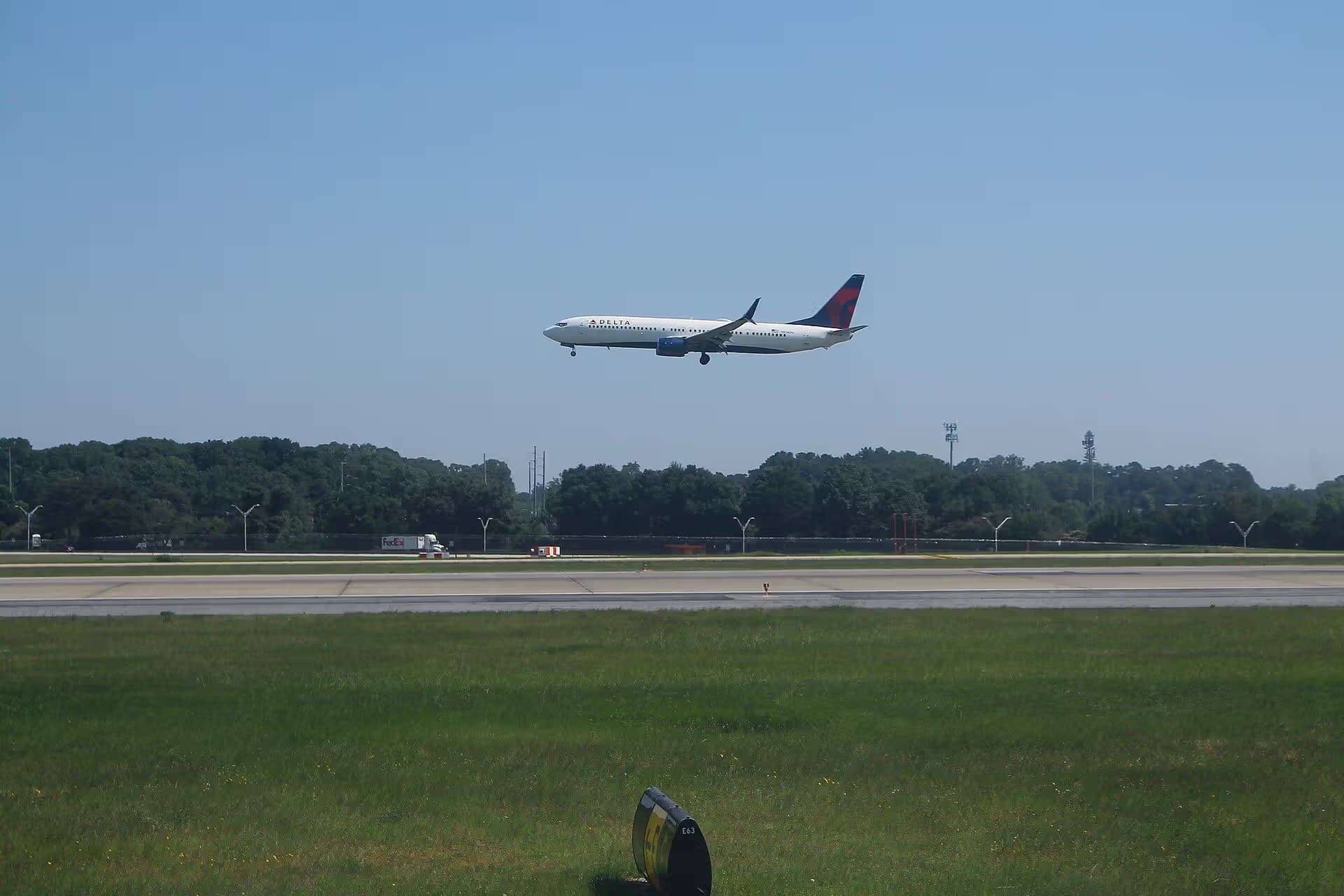 N914DU — Boeing