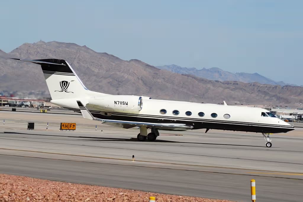 N711SW — Business jet