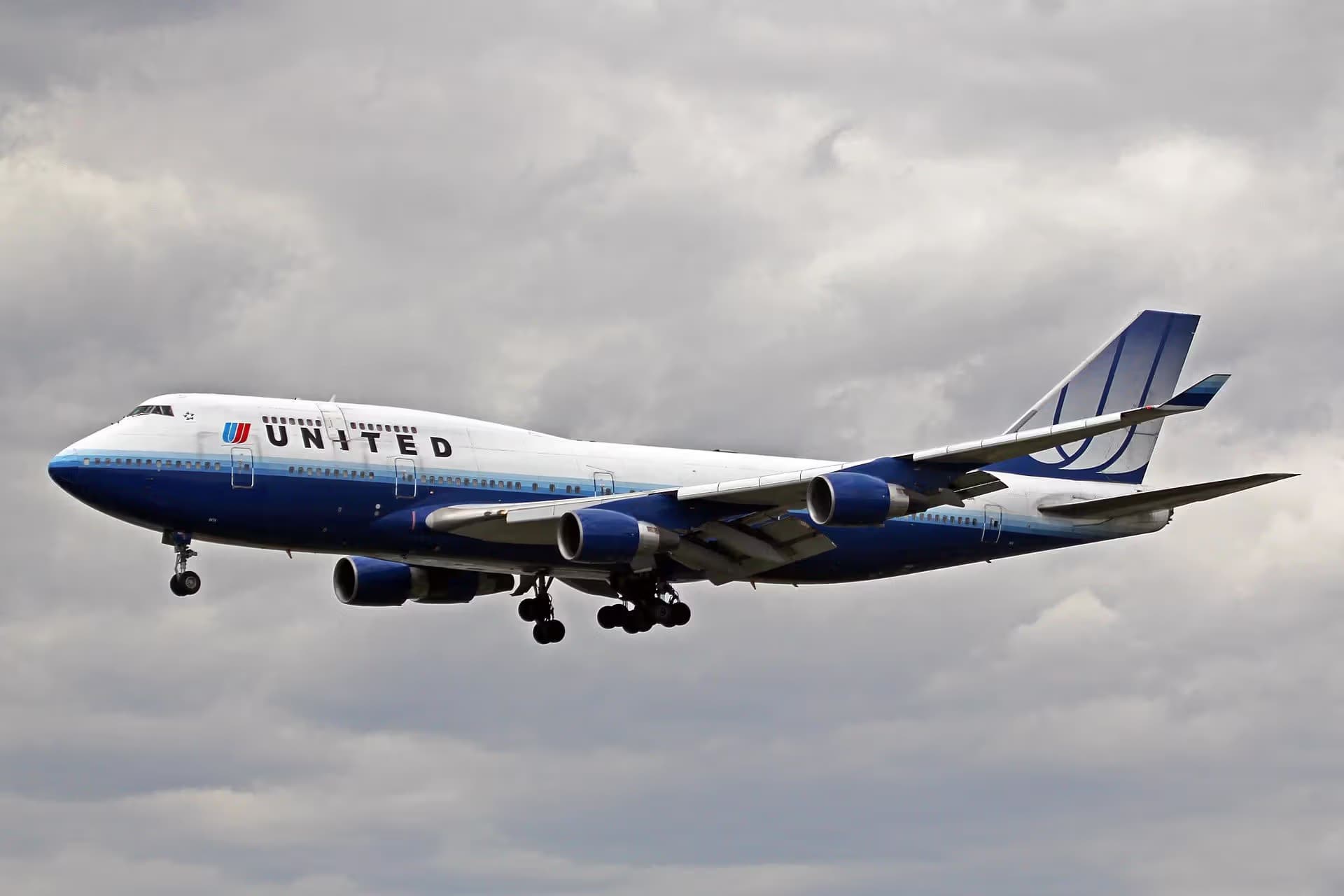 N174UA — Boeing