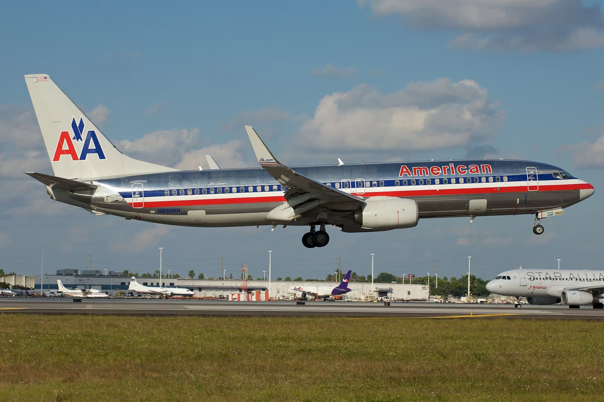 N898NN — Boeing