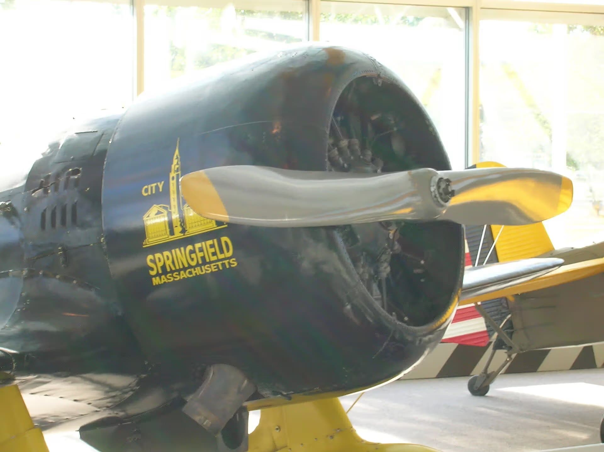 Unidentified — Single-engine aircraft