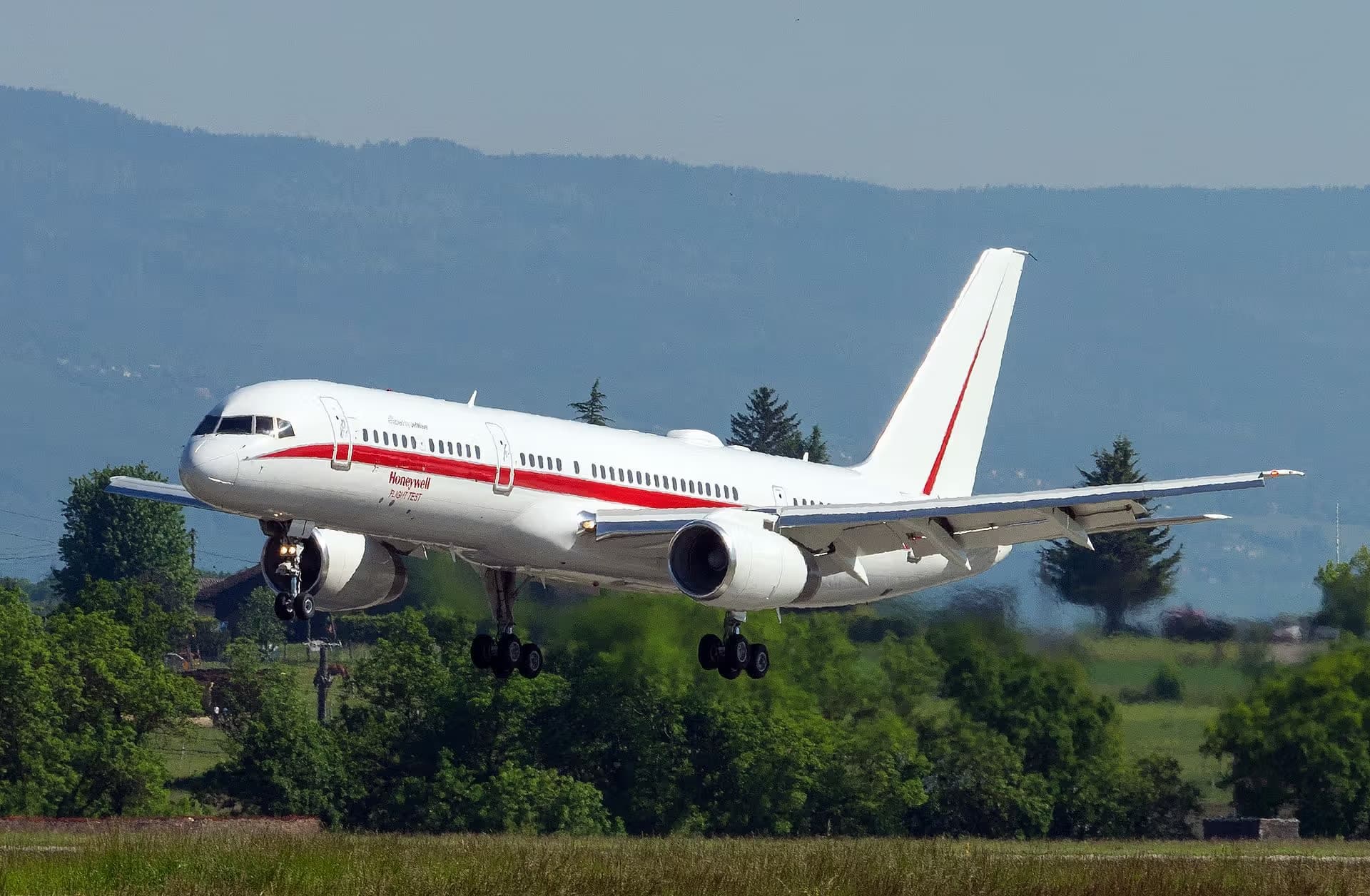 N757HW — Boeing