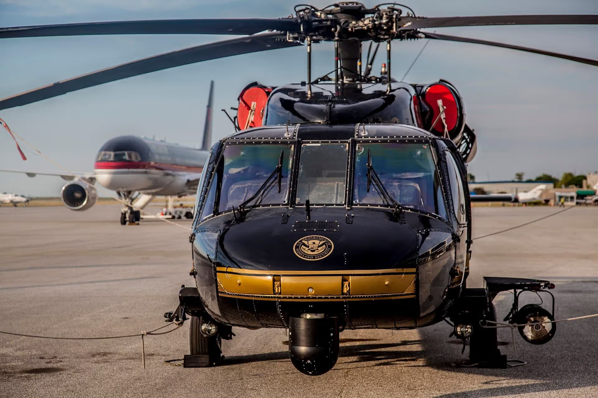 N757AF — Helicopter