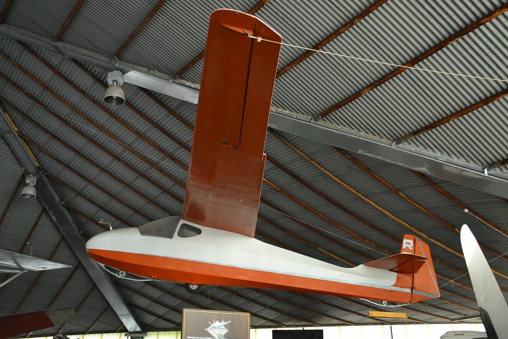 VH-GRE — Glider