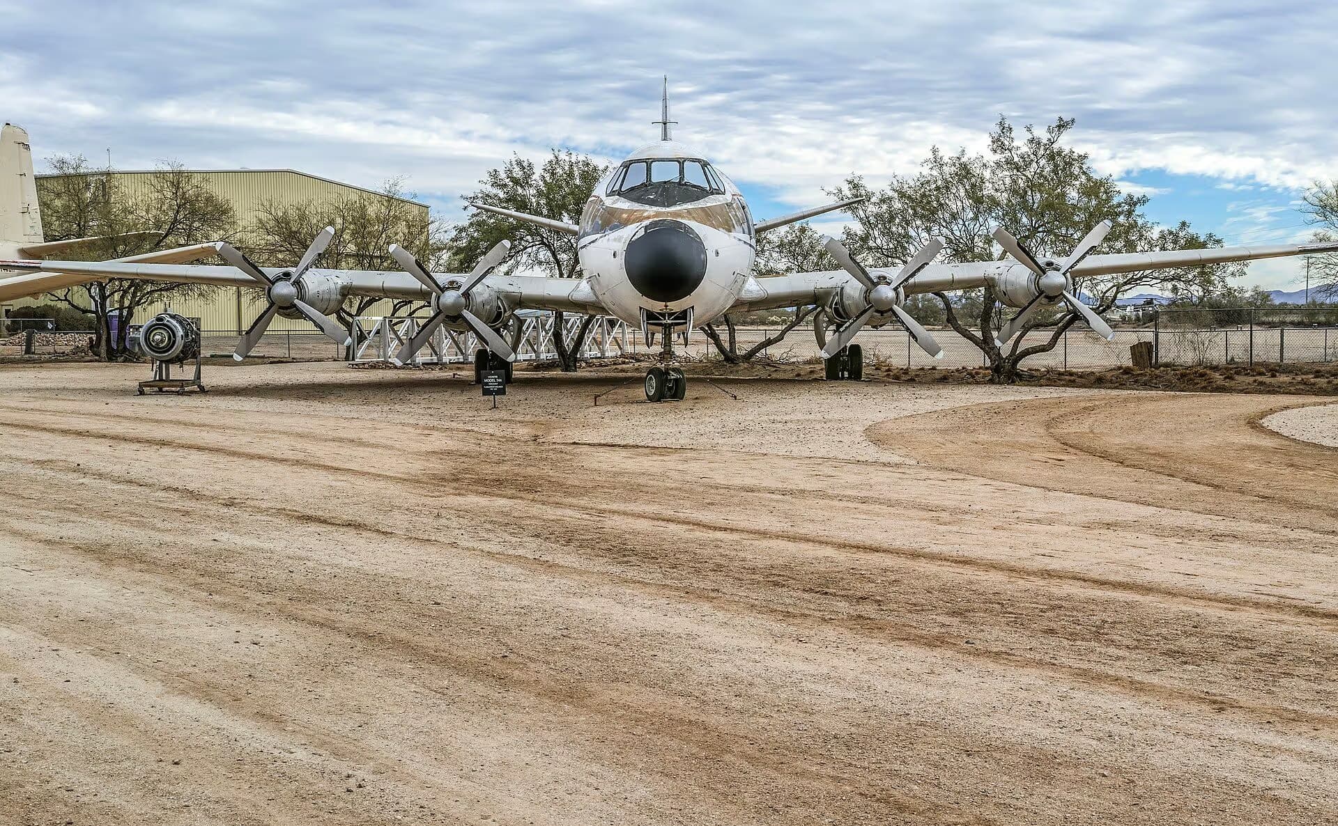 Unidentified — Aircraft