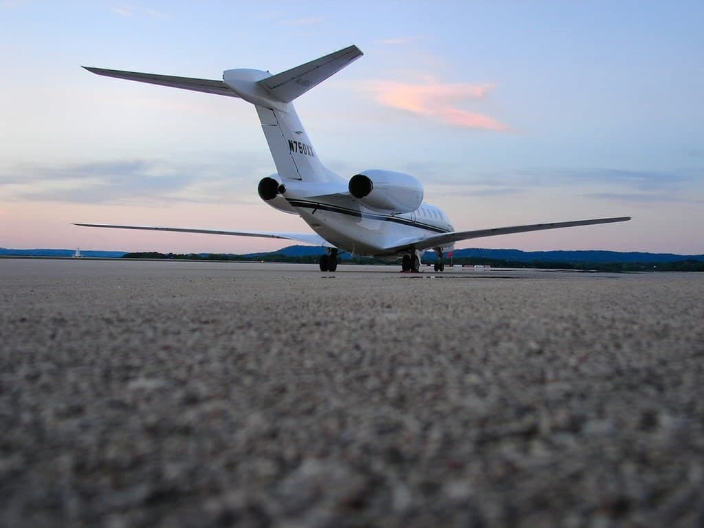 N750XX — Business jet