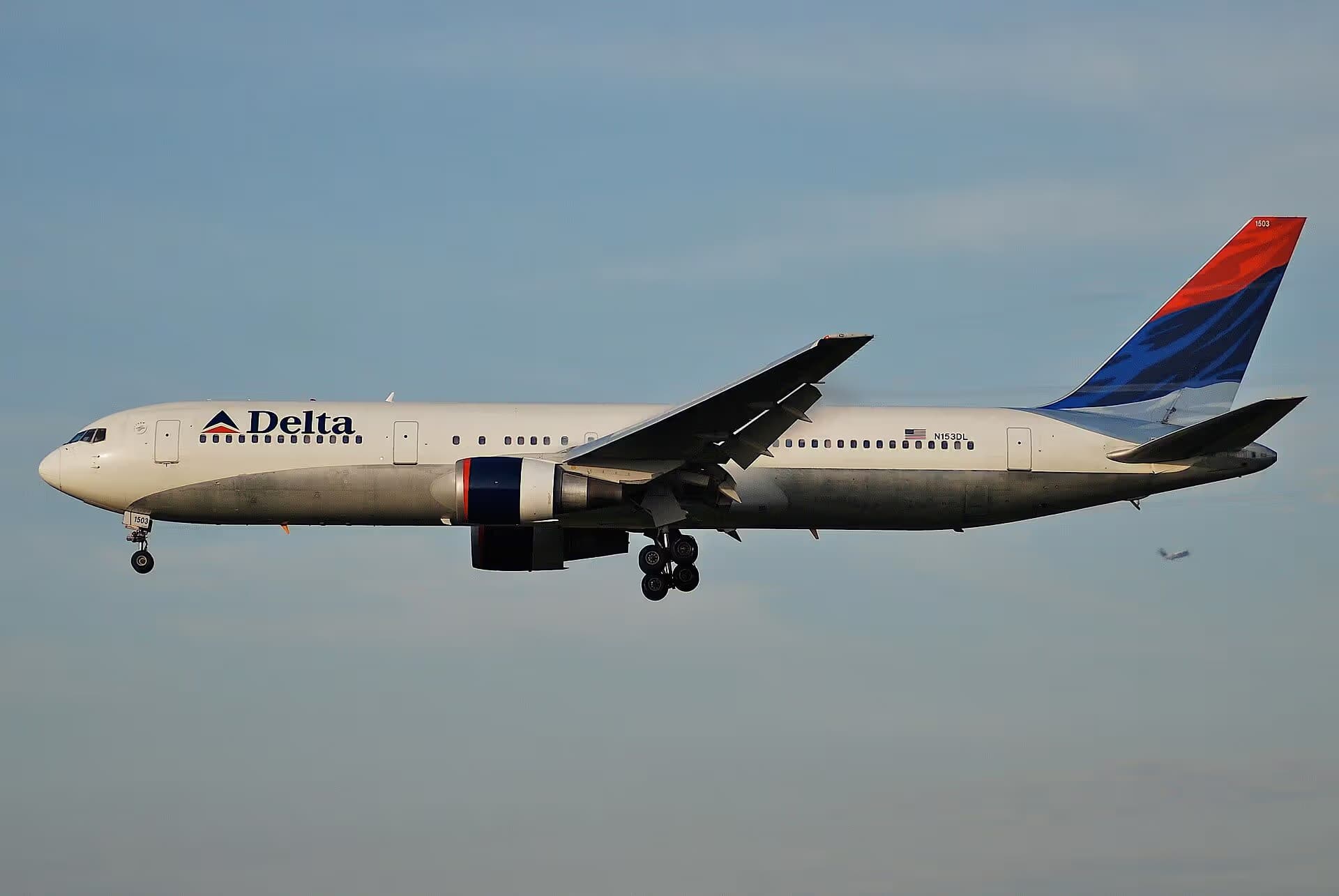 N153DL — Boeing