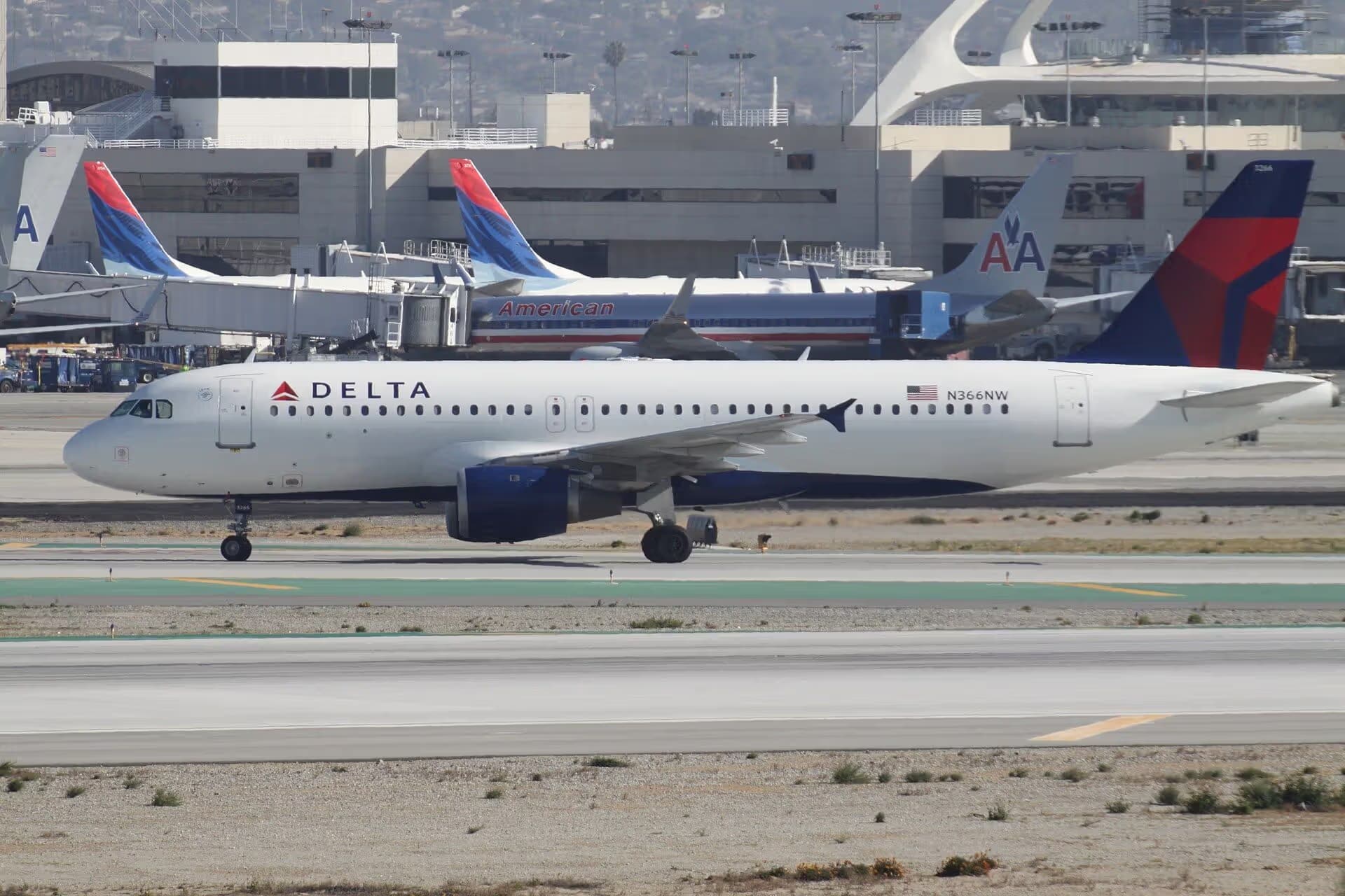 N366NW — Airbus