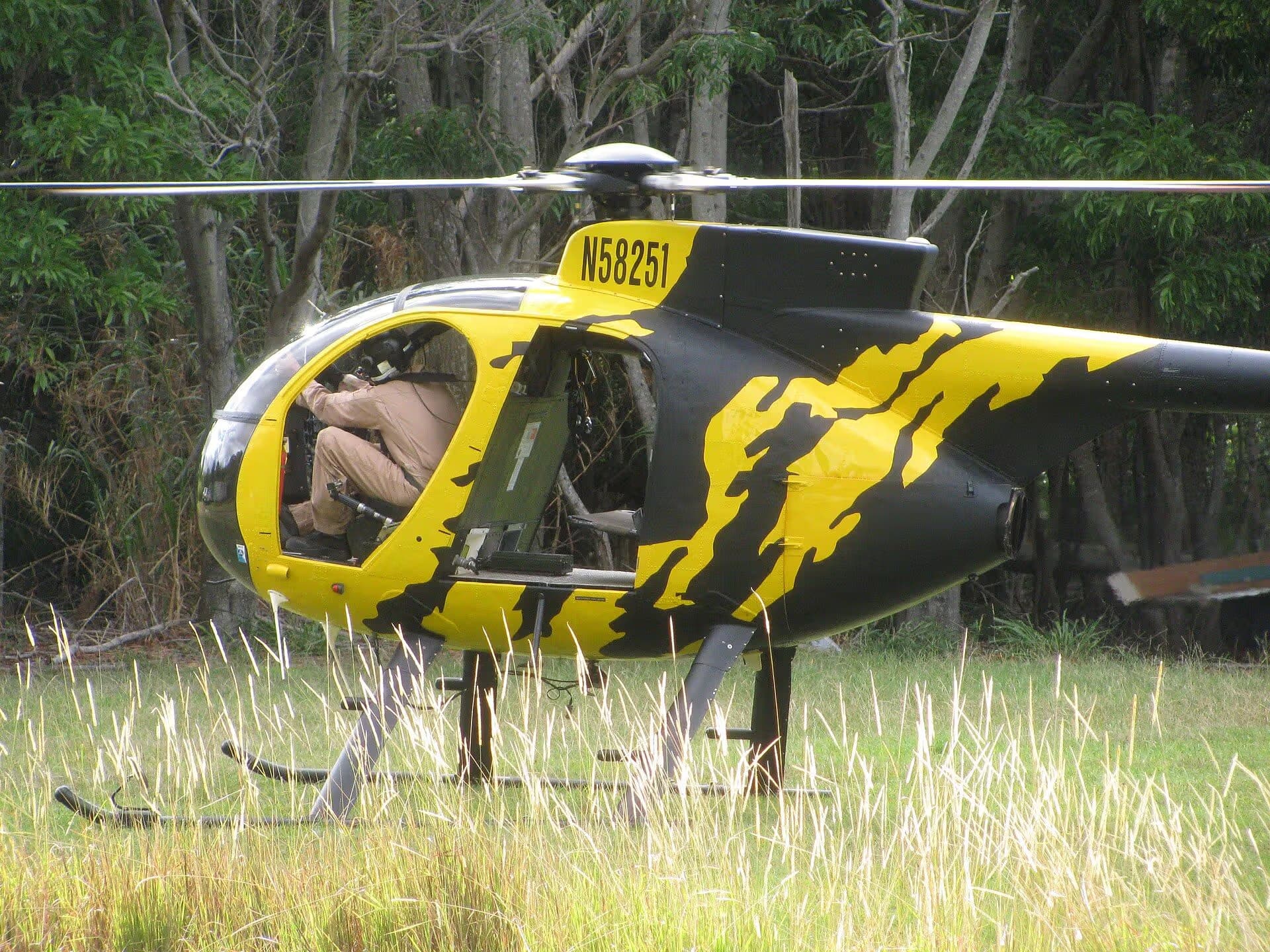 N58251 — Helicopter