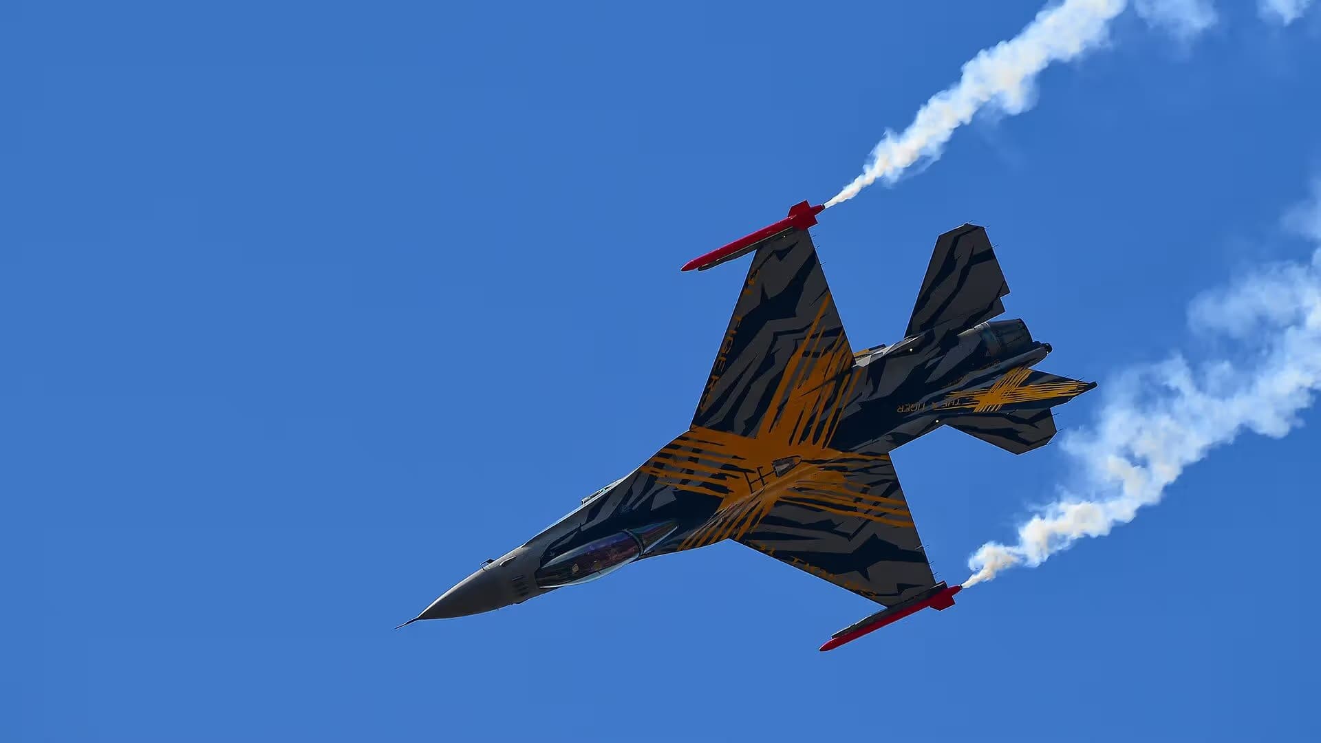 Unidentified — Single-engine aircraft