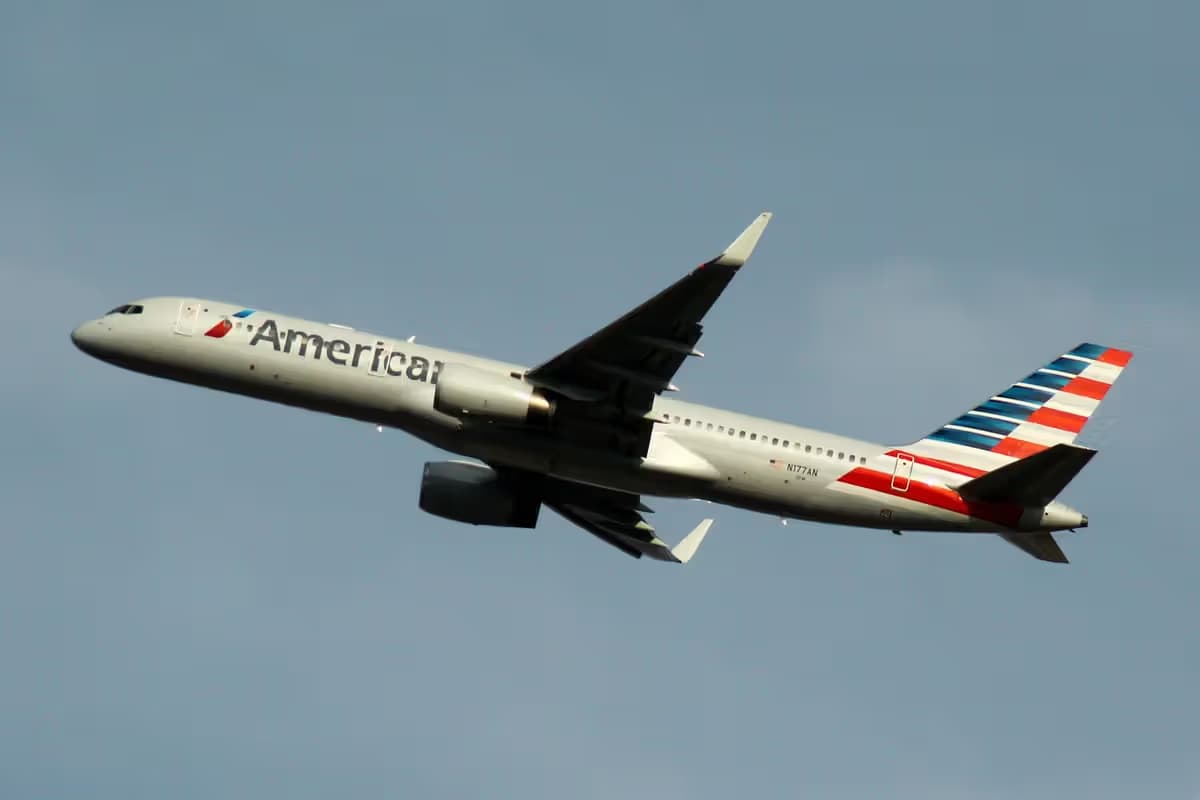 N177AN — Boeing