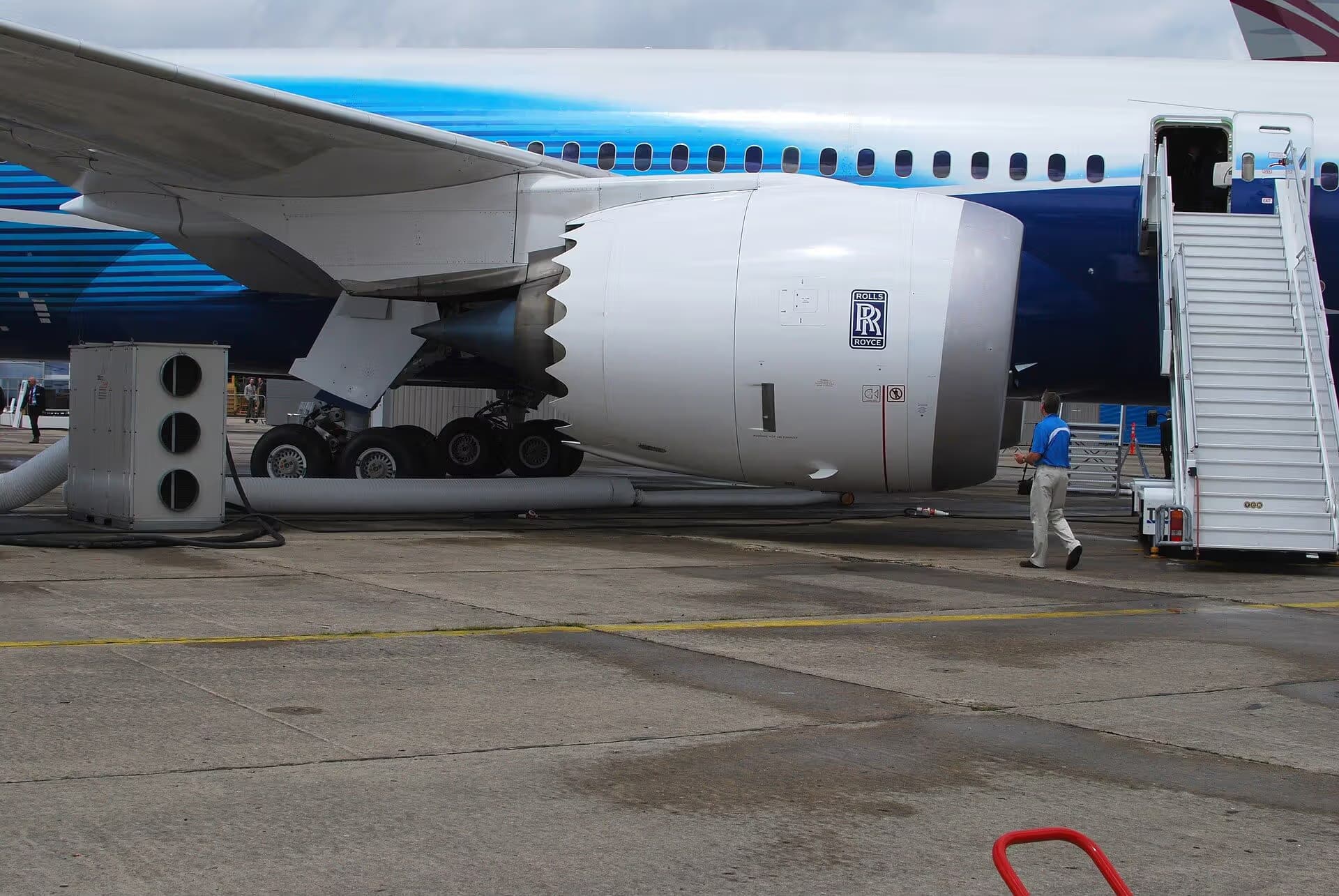 N787BA — Twin-engine aircraft
