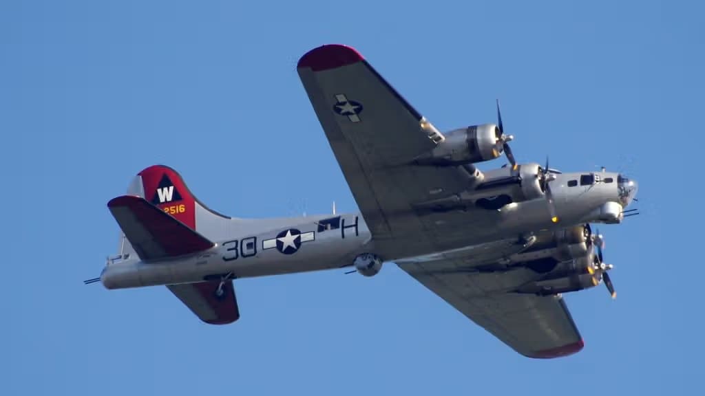 Unidentified — Warbird