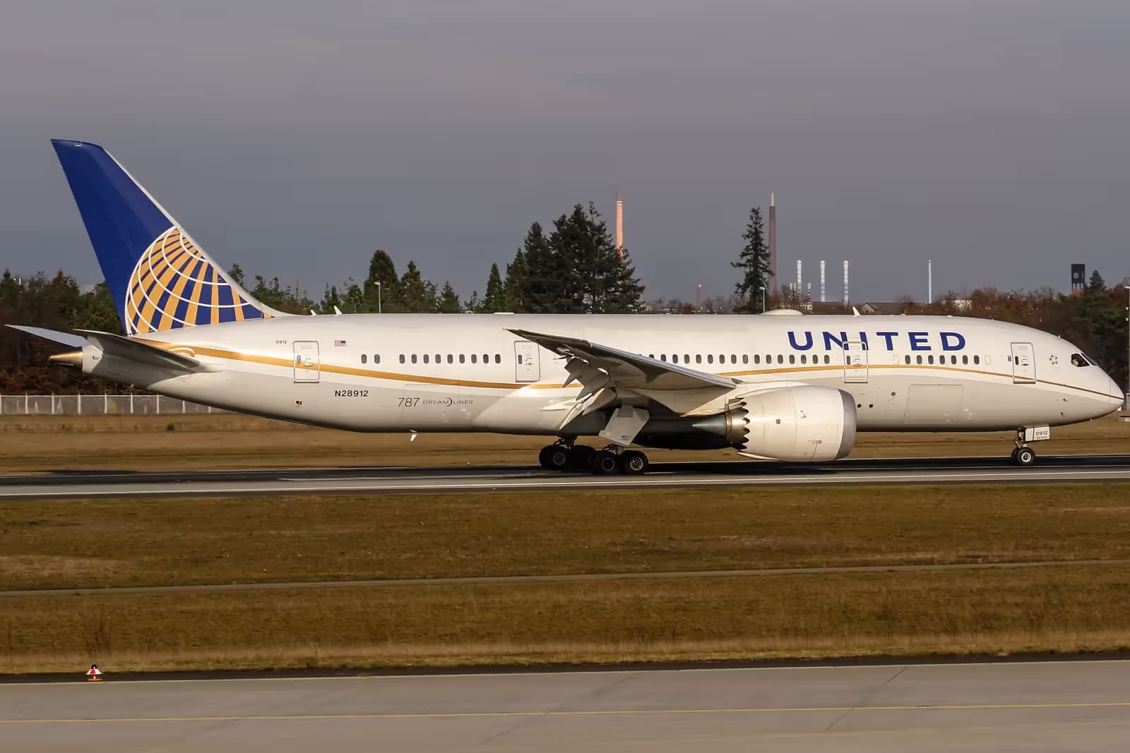 N28912 — Boeing