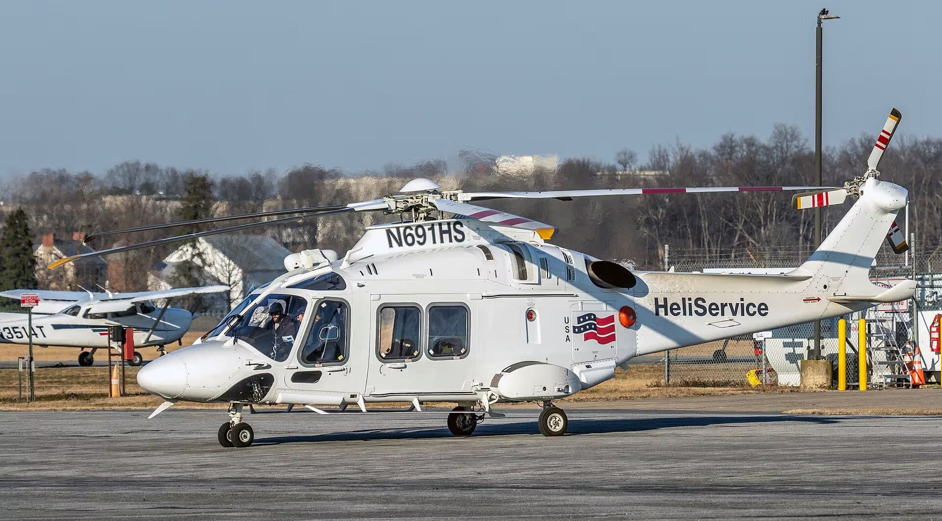 N691HS — Helicopter