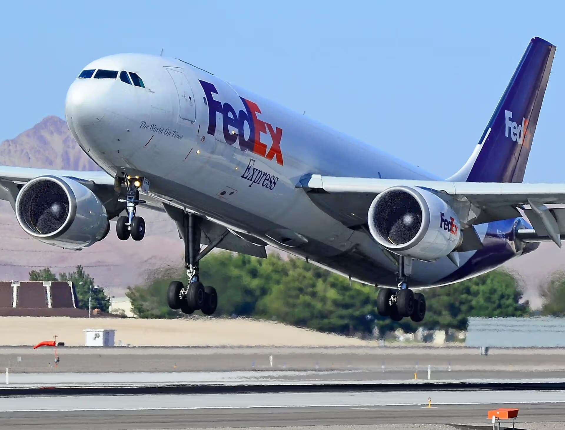 N674FE — Airbus