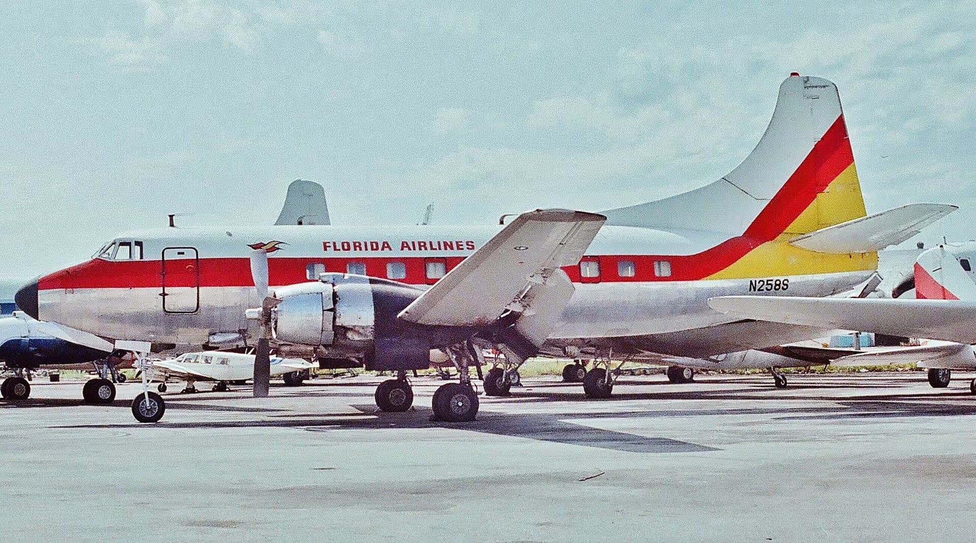 N258S — Twin-engine aircraft