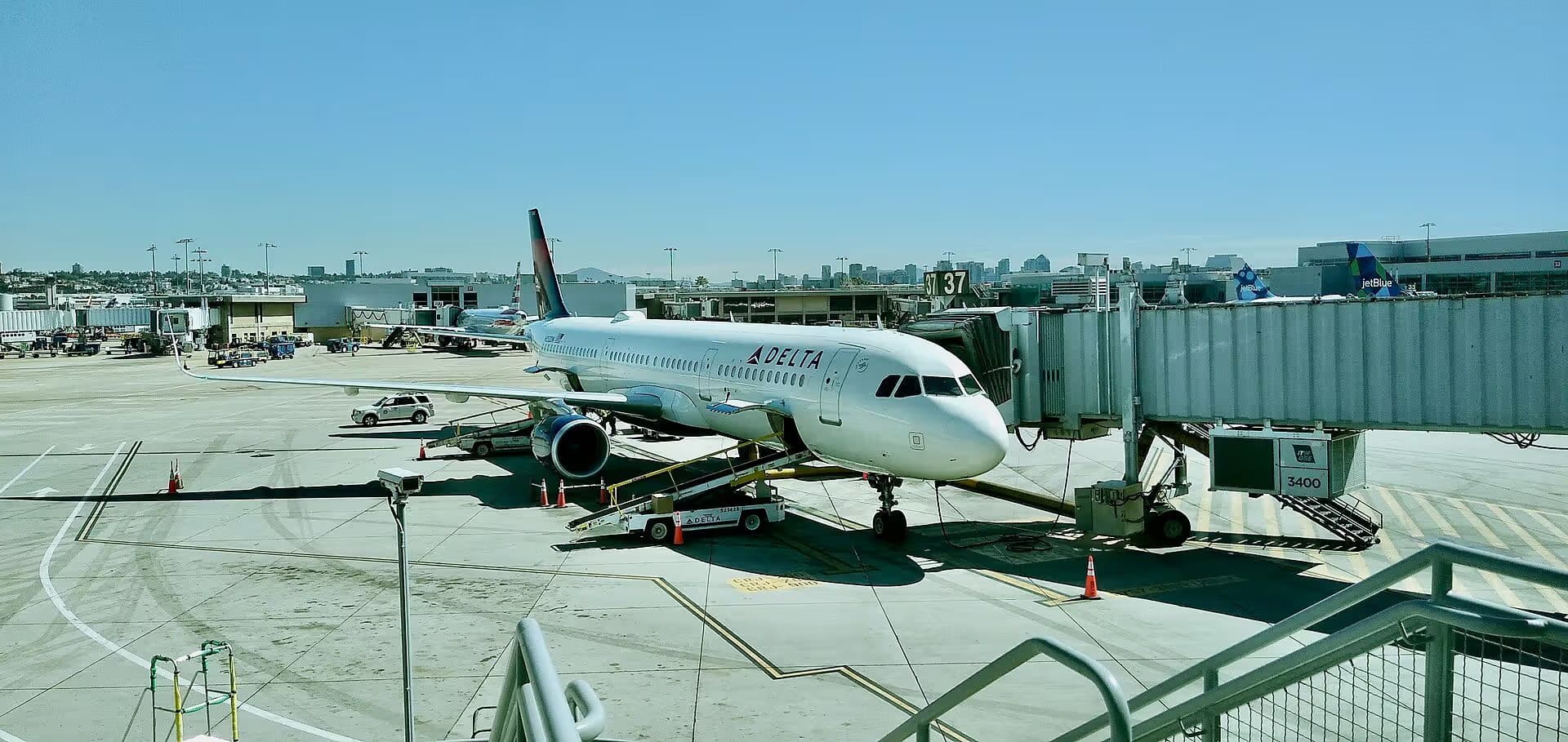 N352DN — Airbus