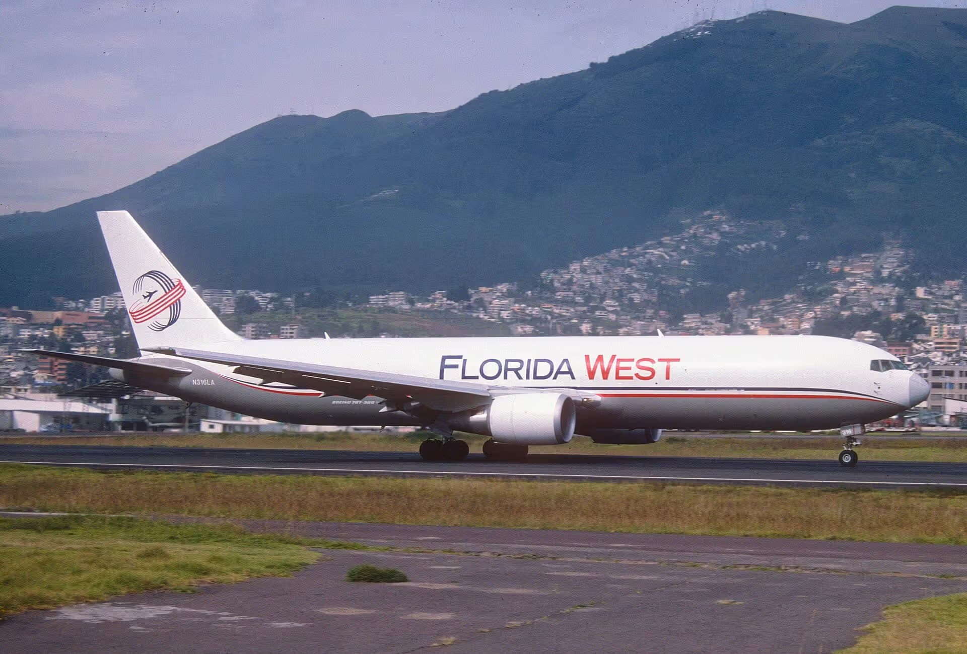 N316LA — Boeing