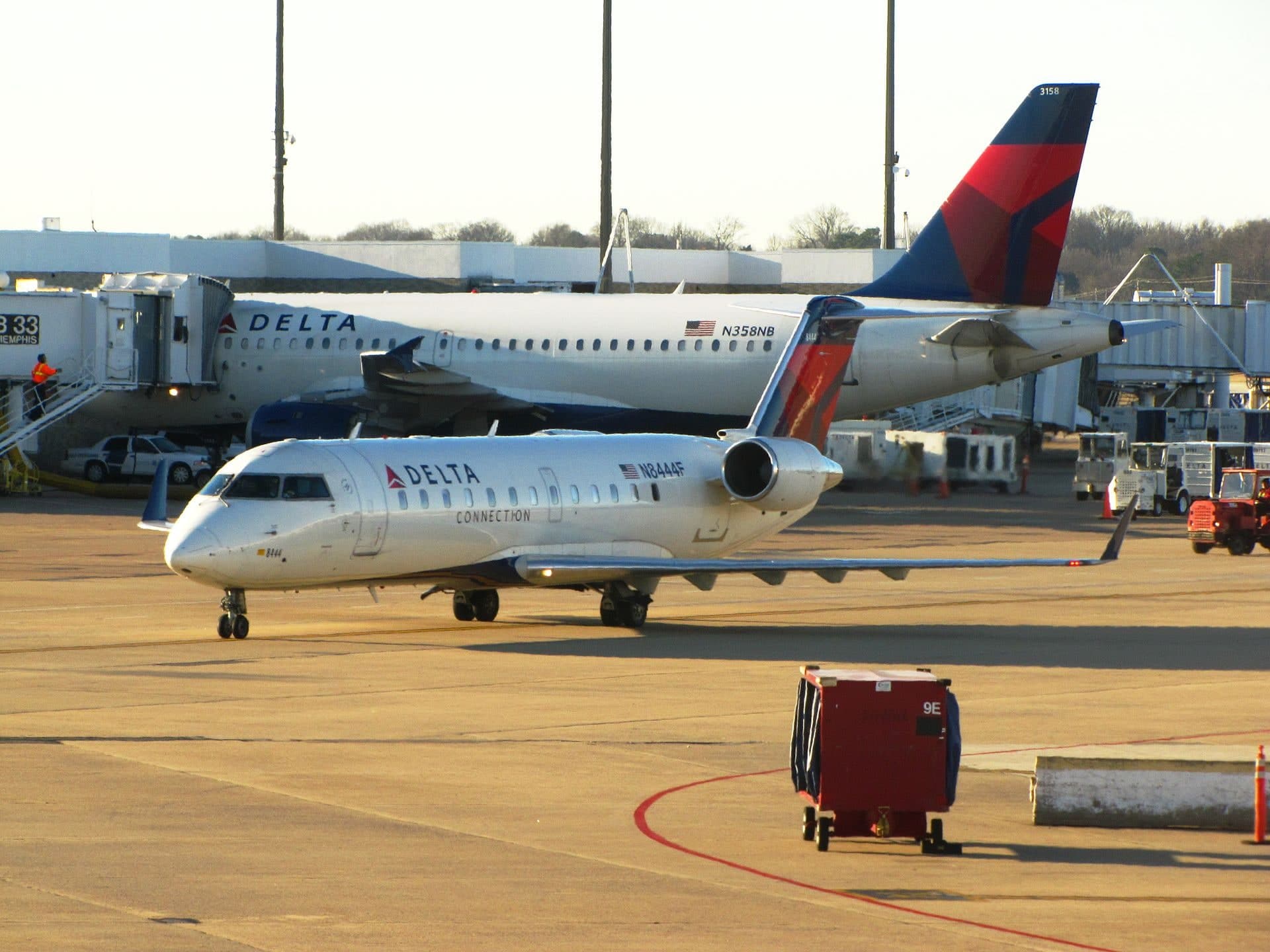 N8444F — Bombardier