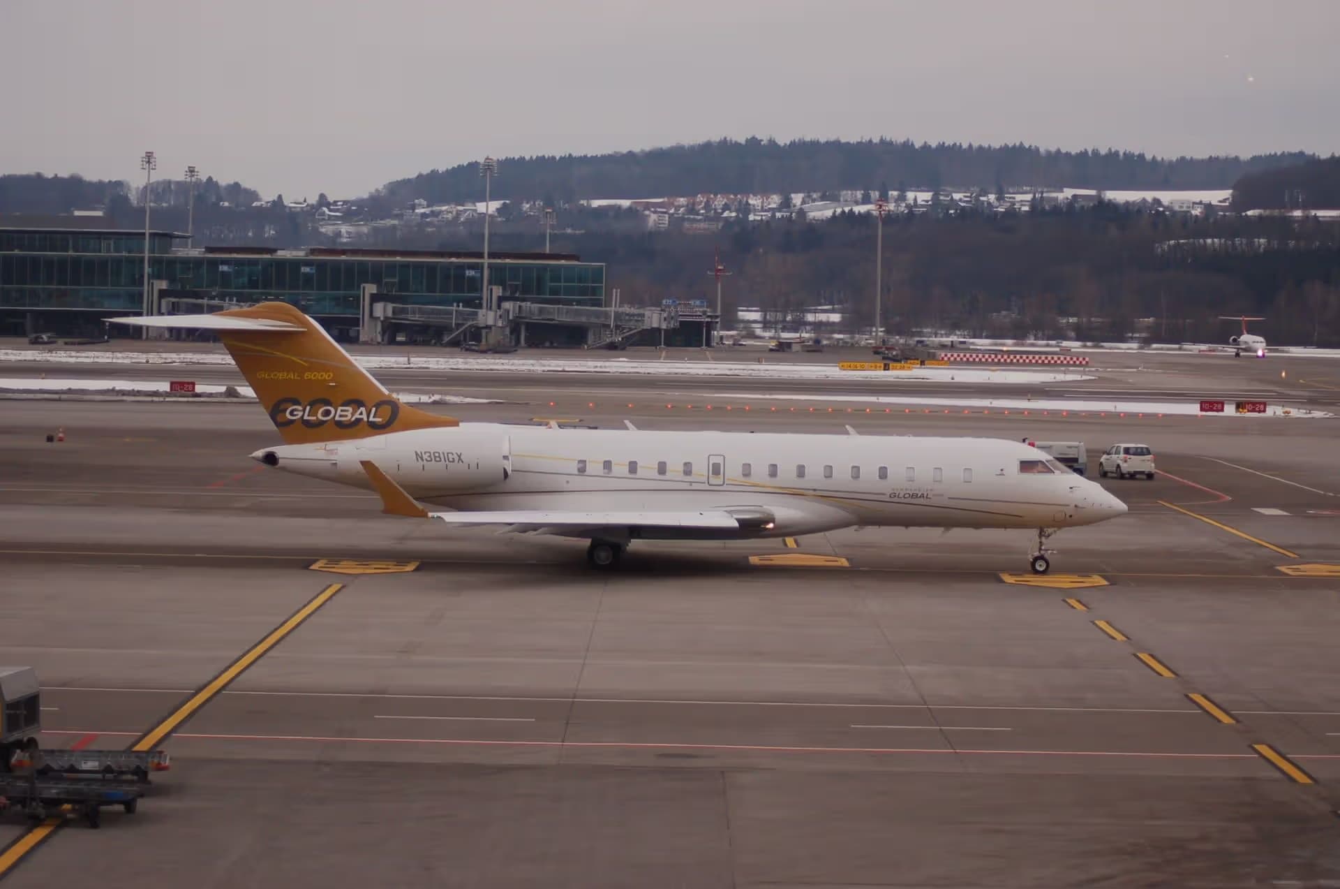 N381GX — Bombardier