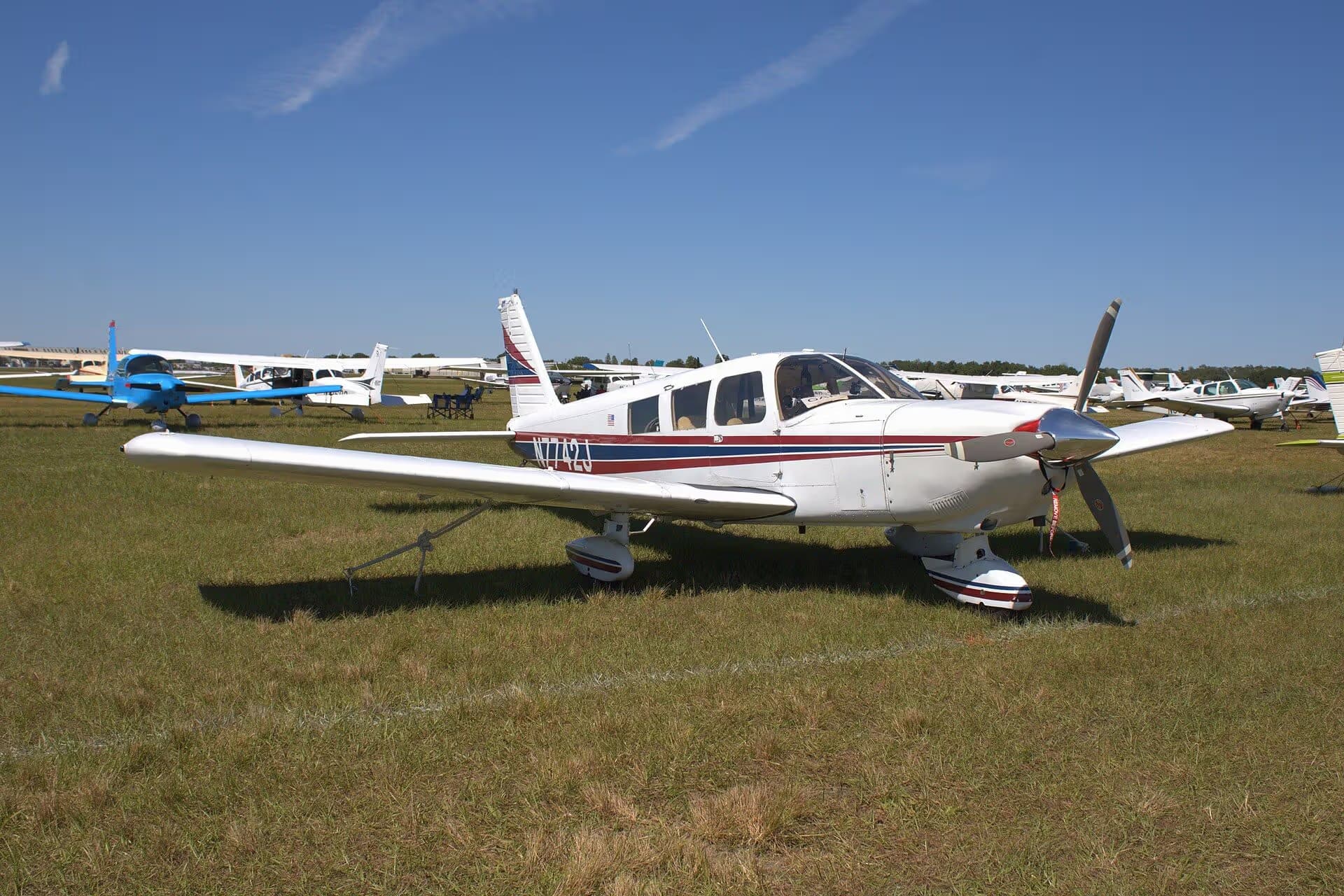 N7742J — Single-engine aircraft