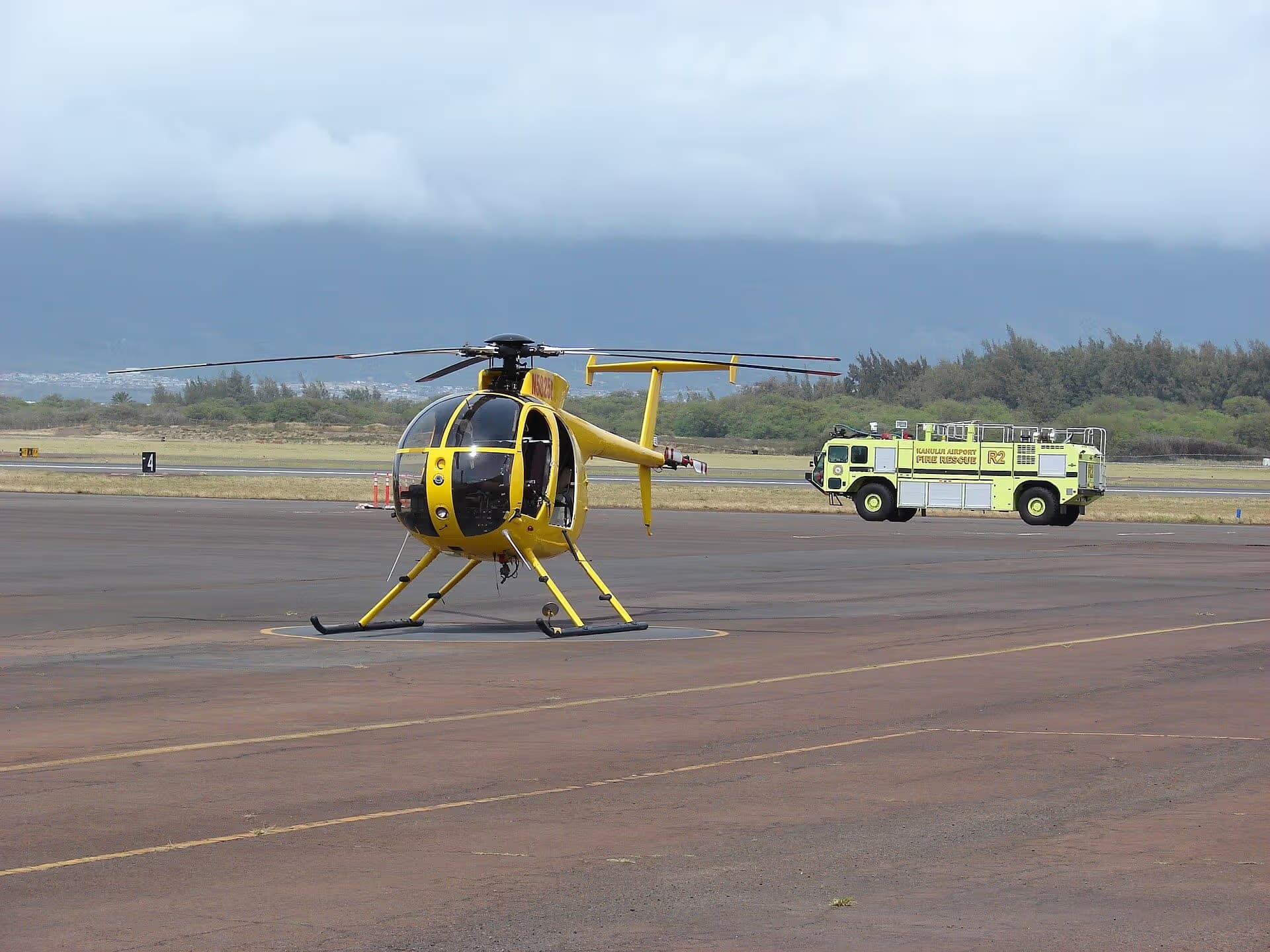 N58251 — Helicopter