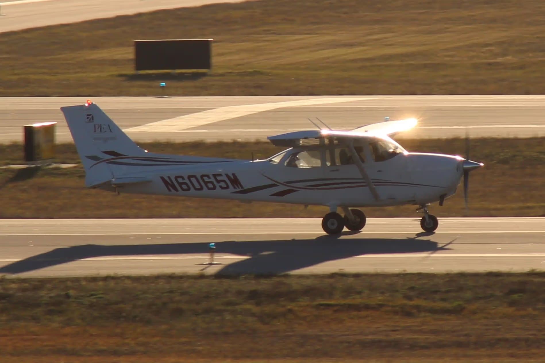 N6065M — Single-engine aircraft