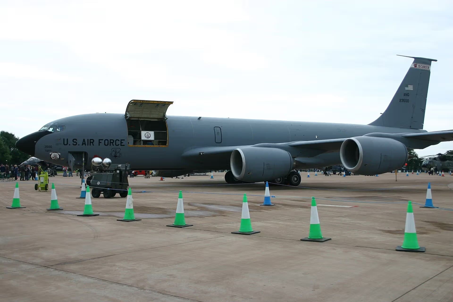 Unidentified — Aircraft