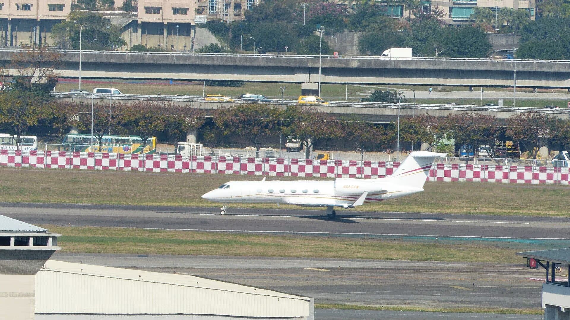N666ZW — Gulfstream
