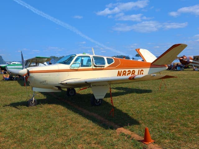 N828JG — 1955 Beechcraft F35