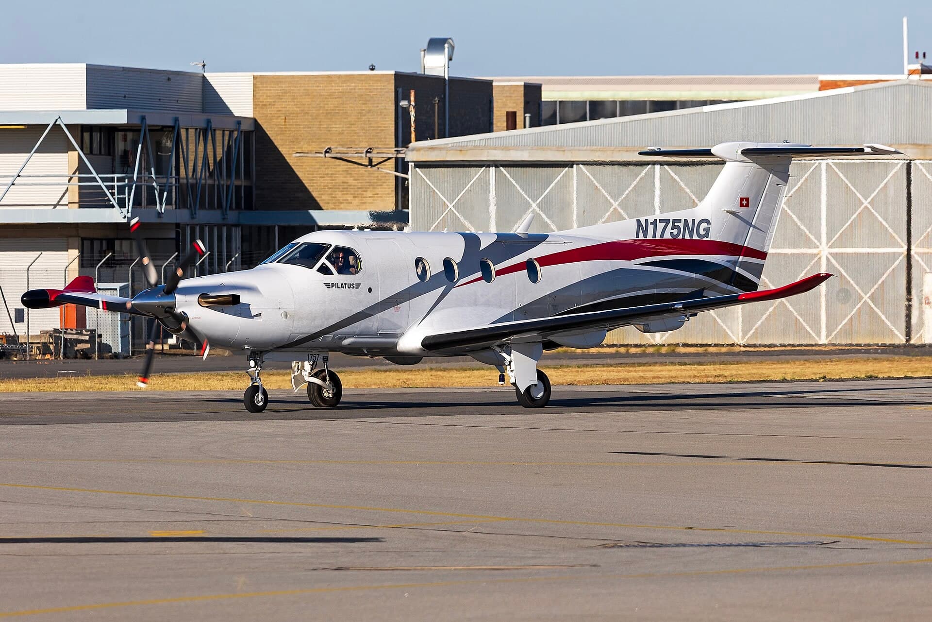 N175NG — Pilatus
